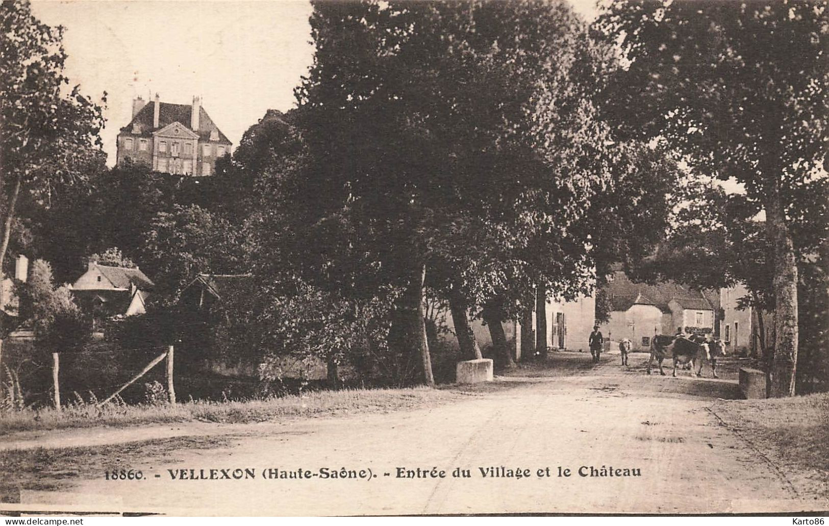 Vellexon * Route , Entrée Du Village Et Le Château - Autres & Non Classés