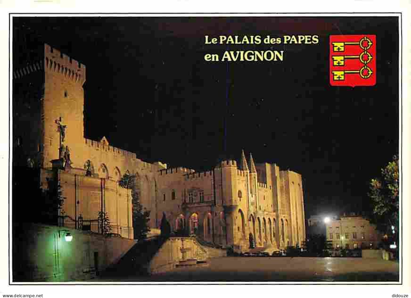 84 - Avignon - Le Palais Des Papes La Nuit - Blasons - CPM - Voir Scans Recto-Verso - Avignon