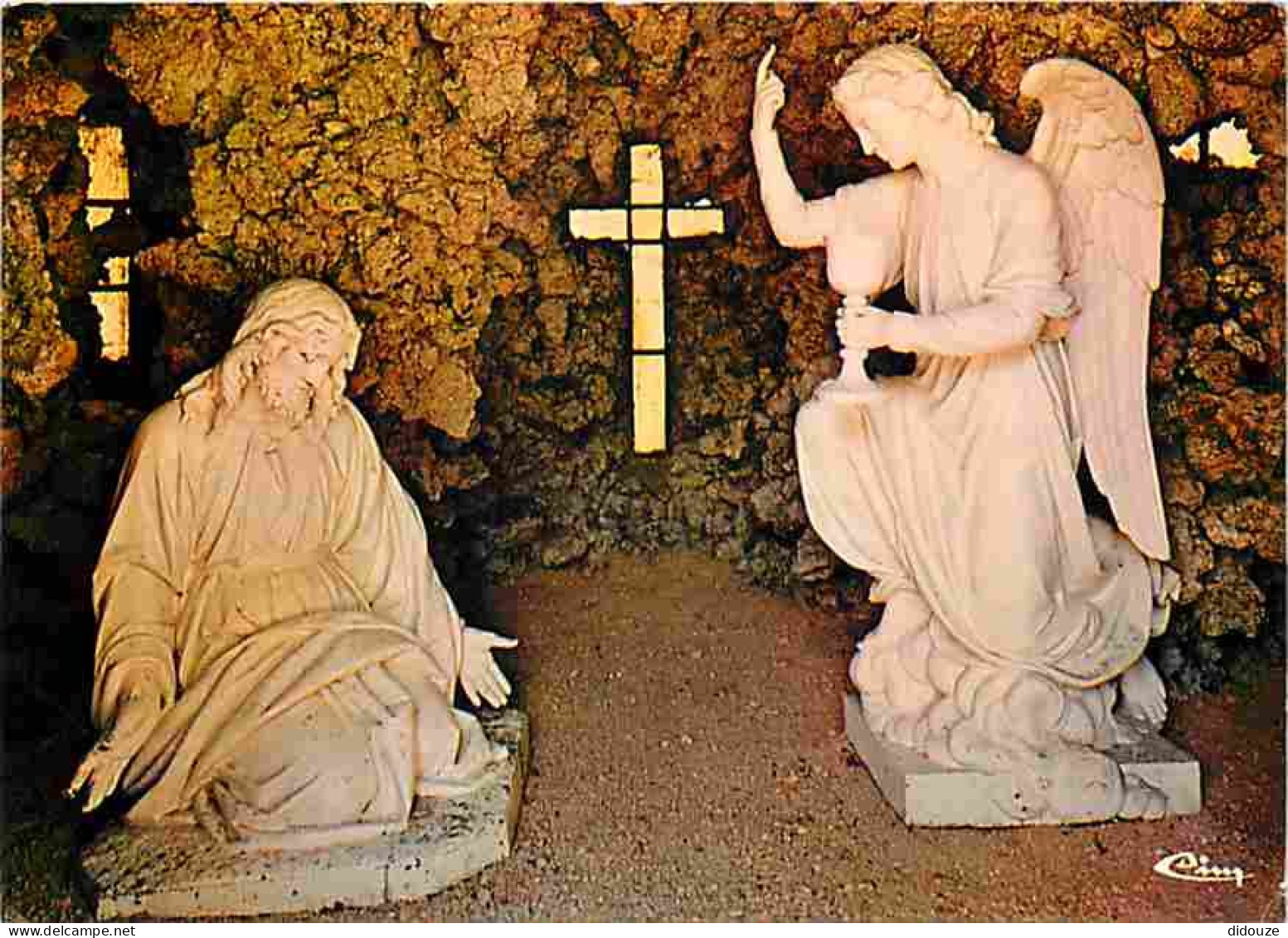 71 - Paray Le Monial - Parc Du Pèlerinage - Grotte De L'Agonie Rappelant Les Souffrances Du Christ Au Mont Des Oliviers  - Paray Le Monial