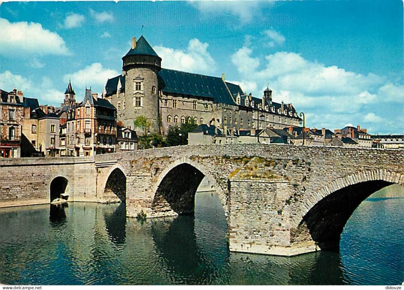 53 - Laval - Le Château Et Le Vieux Pont - Carte Neuve - CPM - Voir Scans Recto-Verso - Laval