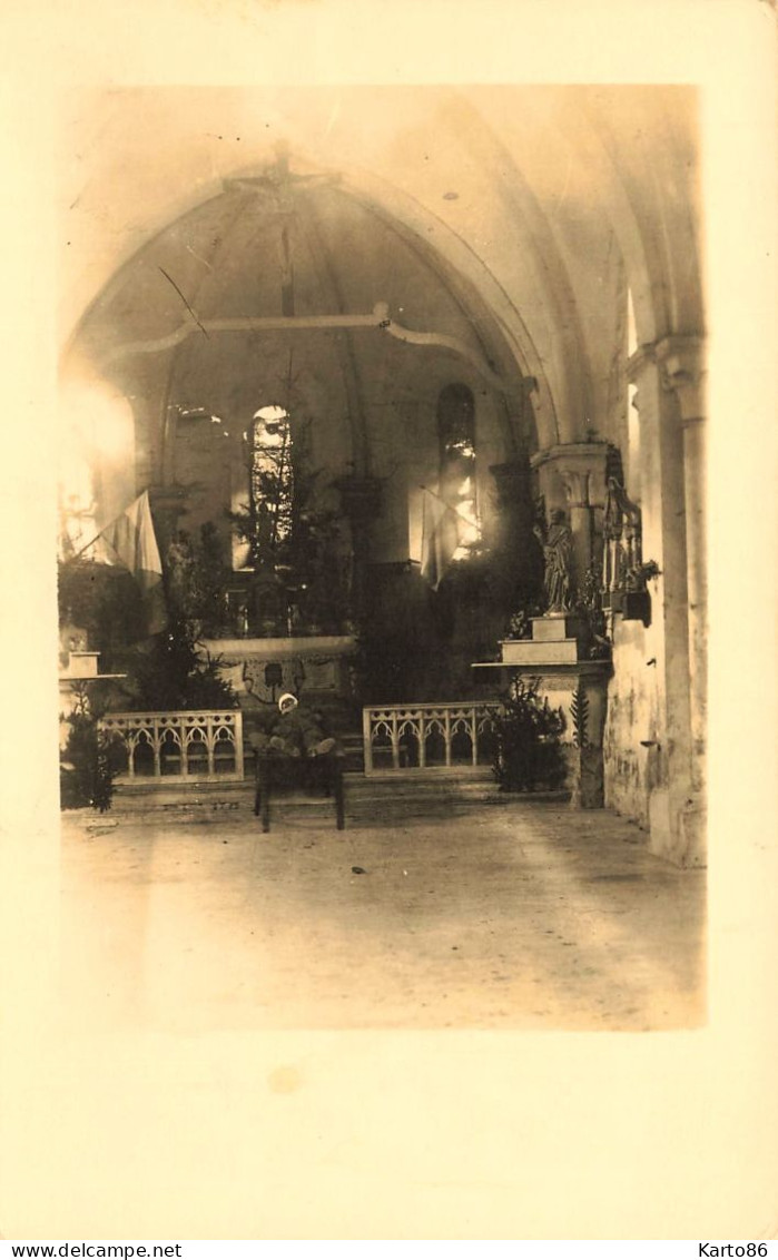 Ww1 Guerre 14/18 War * Carte Photo * Soldat Blessé Ou Mort Dans Une église - Weltkrieg 1914-18