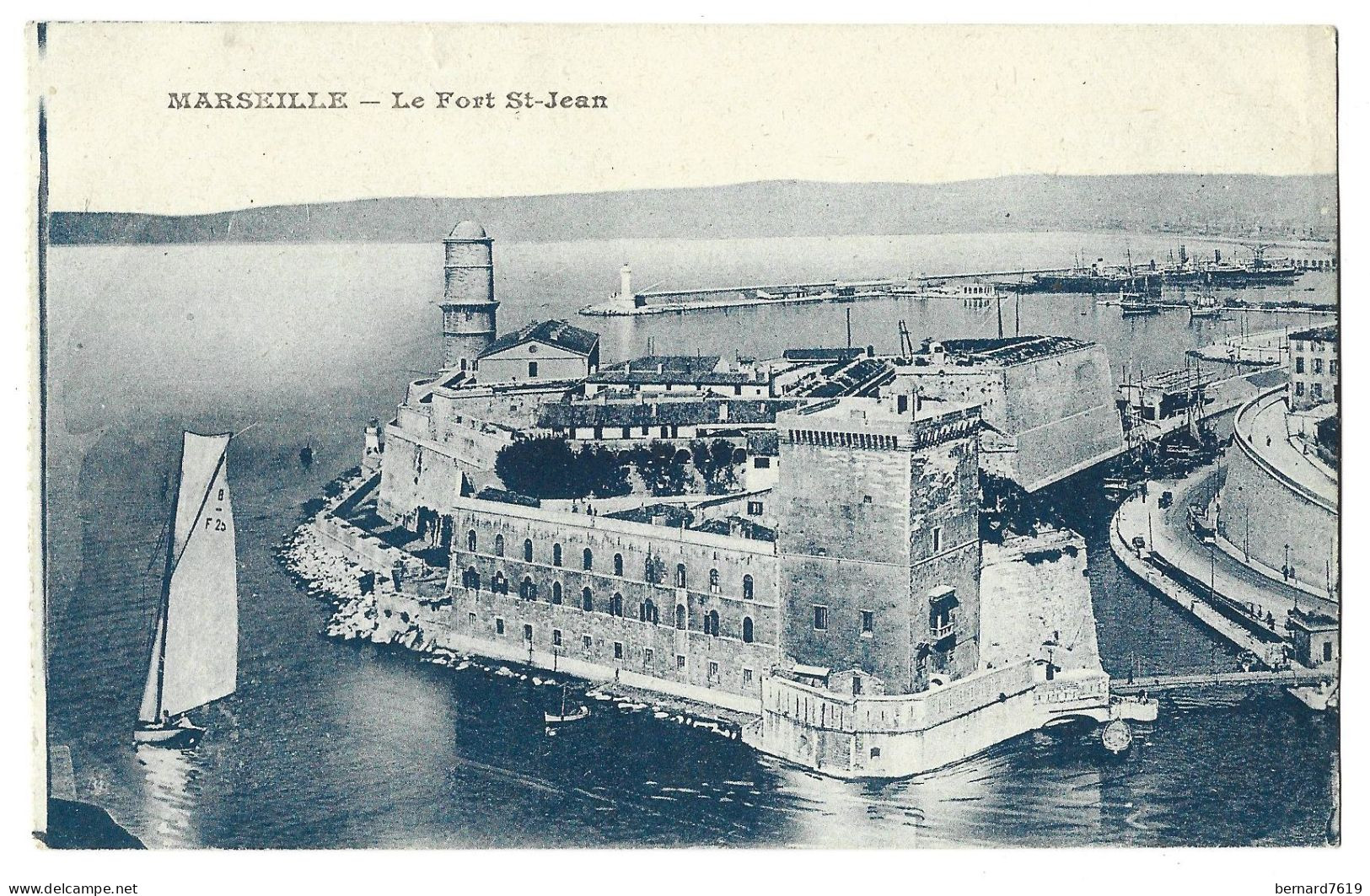 13  Marseille   - Le Fort Saint Jean - Monumenten