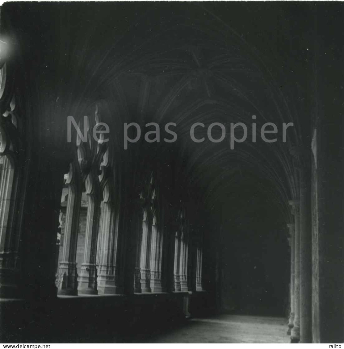 CADOUIN Vers 1960 Cloitre Photo 14 X 14 Cm DORDOGNE - Lieux