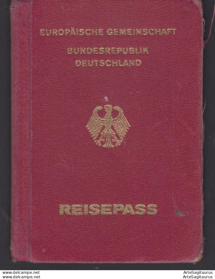 GERMANY, EU, PASSPORT, Yugoslavia, Austria, Macedonia + - Historical Documents