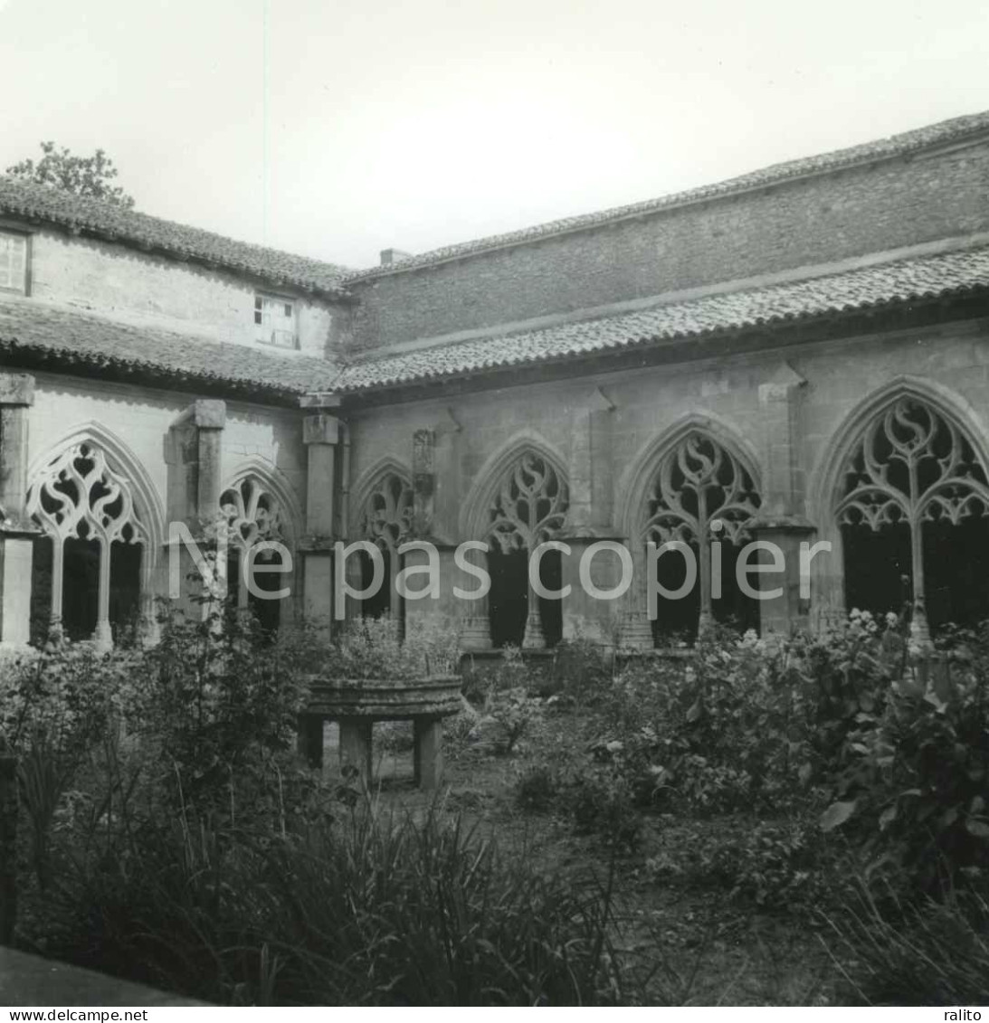 CADOUIN Vers 1960 Cloitre Photo 14 X 14 Cm DORDOGNE - Lugares