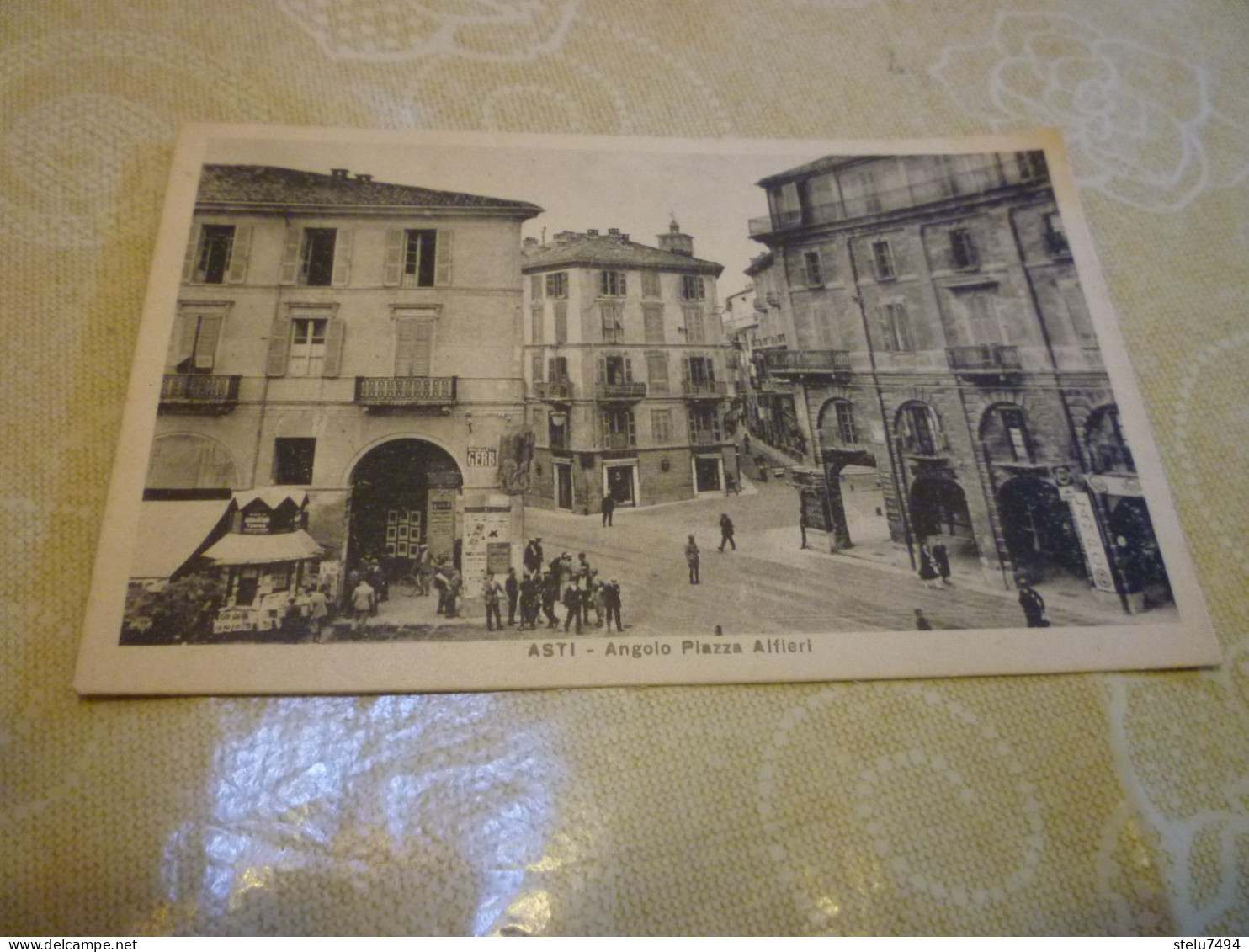 B866  Asti Angolo Piazza Alfieri Residui Carta Al Retro Cm14x9 - Asti