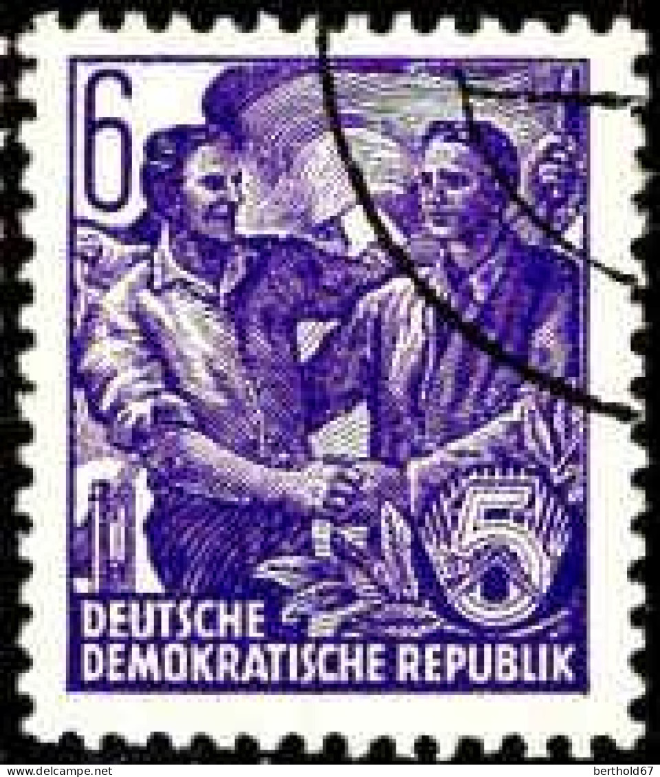 Rda Poste Obl Yv: 150 Mi:407 Deux Ouvriers & Drapeau (Beau Cachet Rond) - Used Stamps