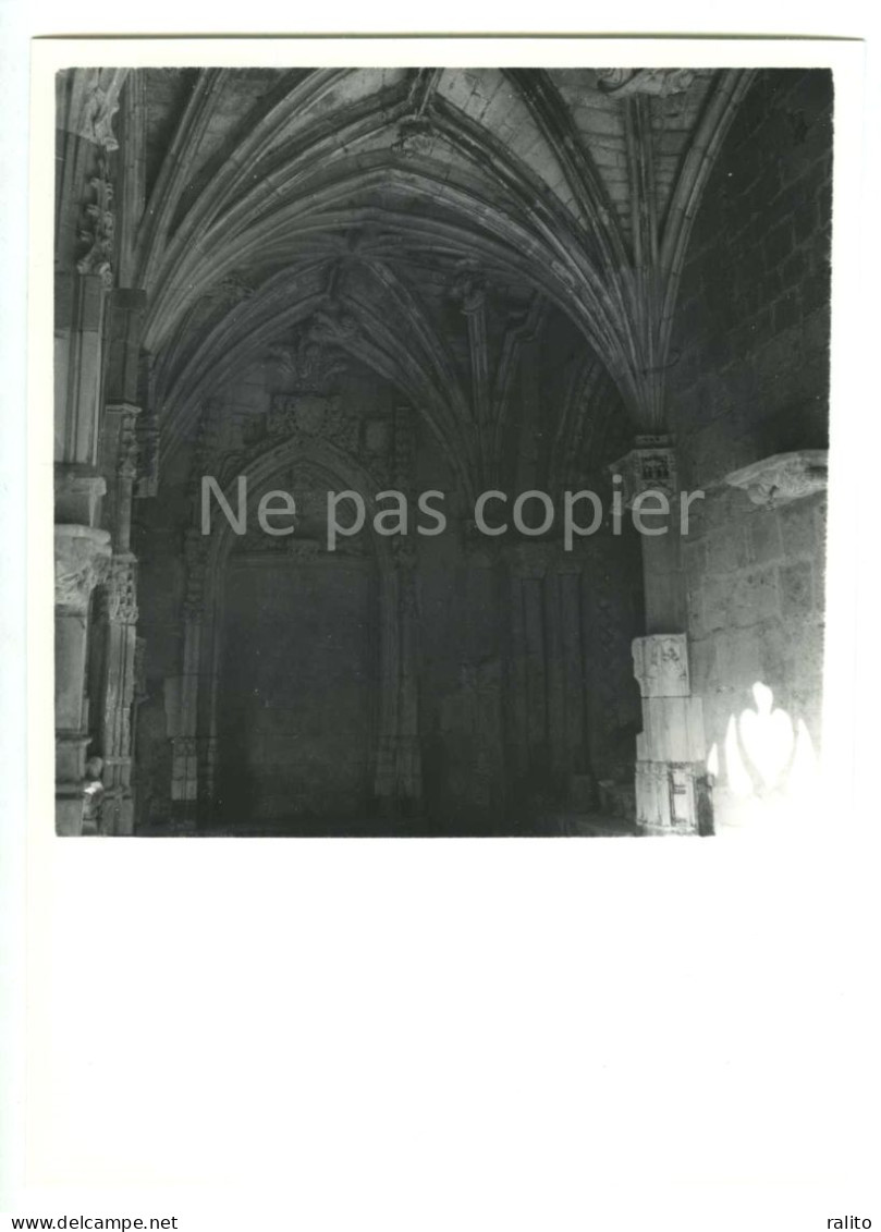 CADOUIN Vers 1960 Cloitre Photo 14 X 14 Cm DORDOGNE - Orte