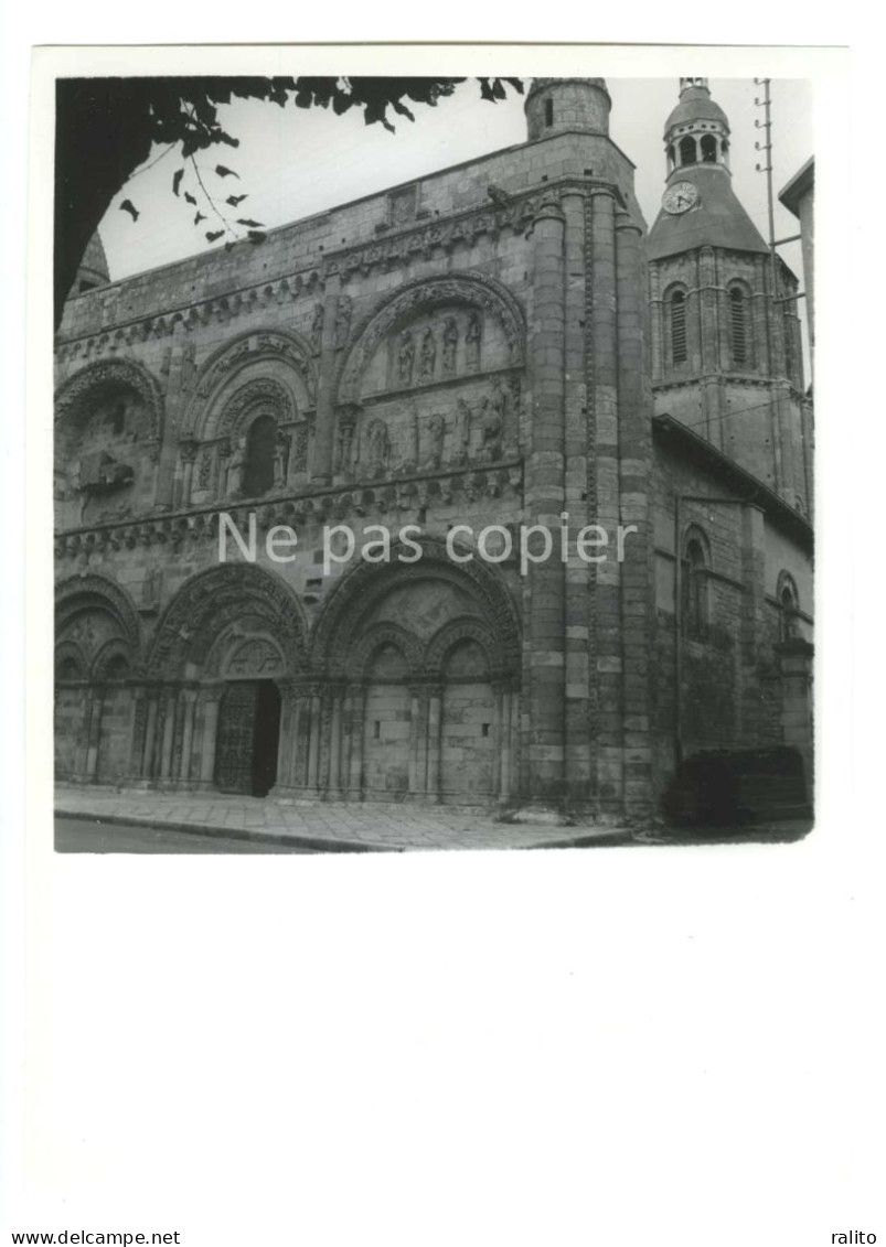 CIVRAY Vers 1960 L'église Photo 14 X 14 Cm VIENNE - Orte