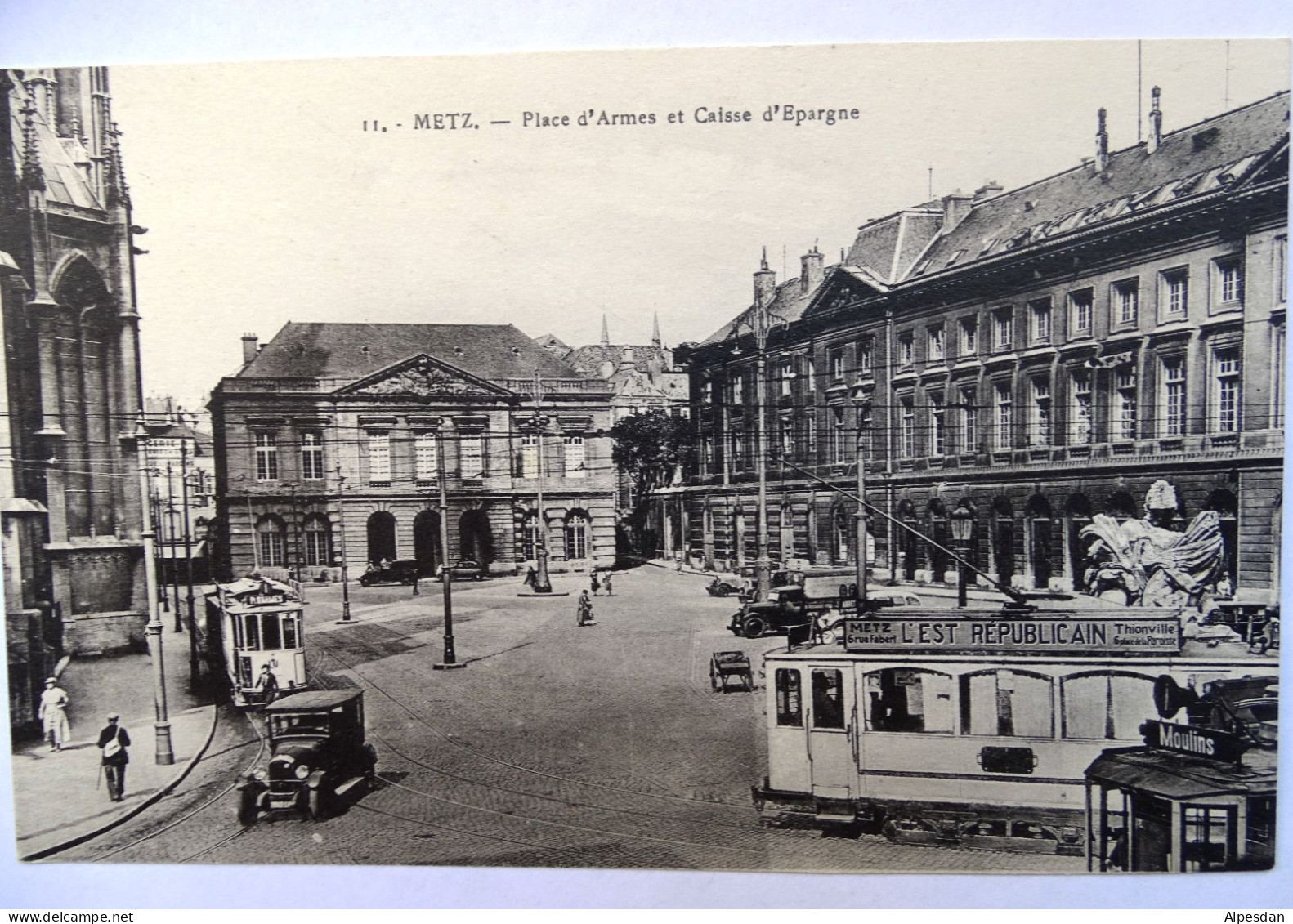 METZ. Place D'Armes Et Caisse D'Epargne - Metz