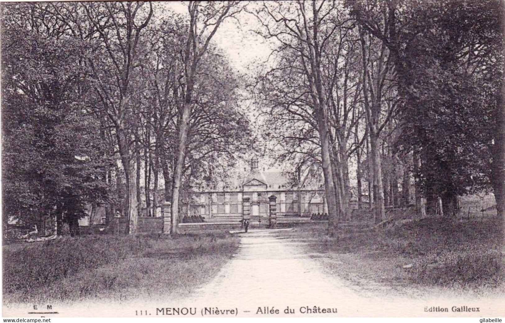 58 - Nievre - MENOU - Allée Du Chateau - Autres & Non Classés
