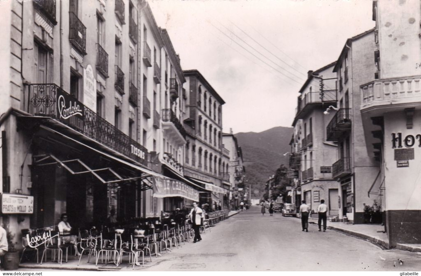 66 - Pyrenees Orientales -  AMELIE Les BAINS - Avenue  Vallespir - Café Le Carrefour - Autres & Non Classés