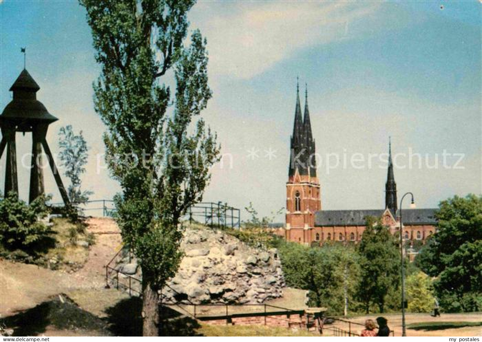 72846012 Uppsala Slottsbacken Med Domkyrkan Uppsala - Sweden