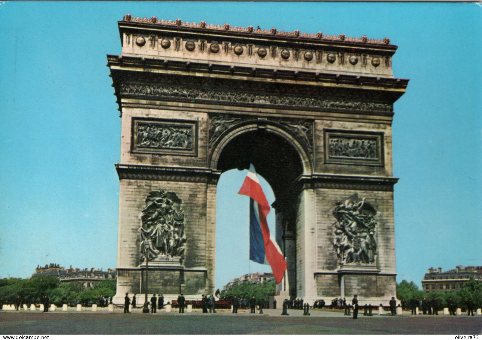 PARIS - L'Arc De Triomphe - Triumphbogen