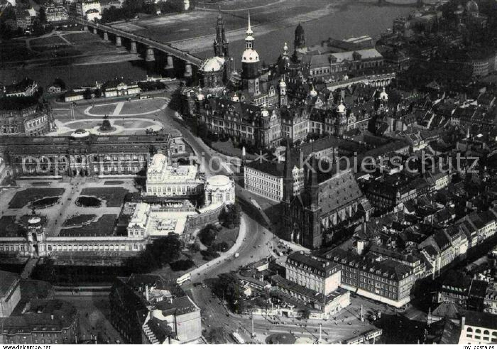 72844669 Dresden Fliegeraufnahme Vor Zerstoerung 1945 Blasewitz - Dresden