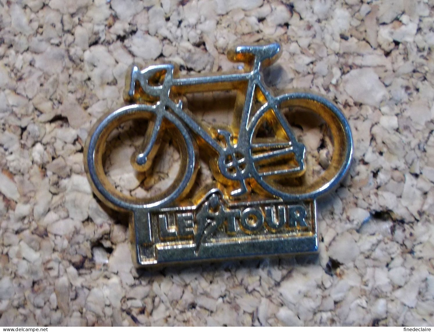 Pin's - Le Tour 83 - Vélo Doré - Starpin's - Ciclismo