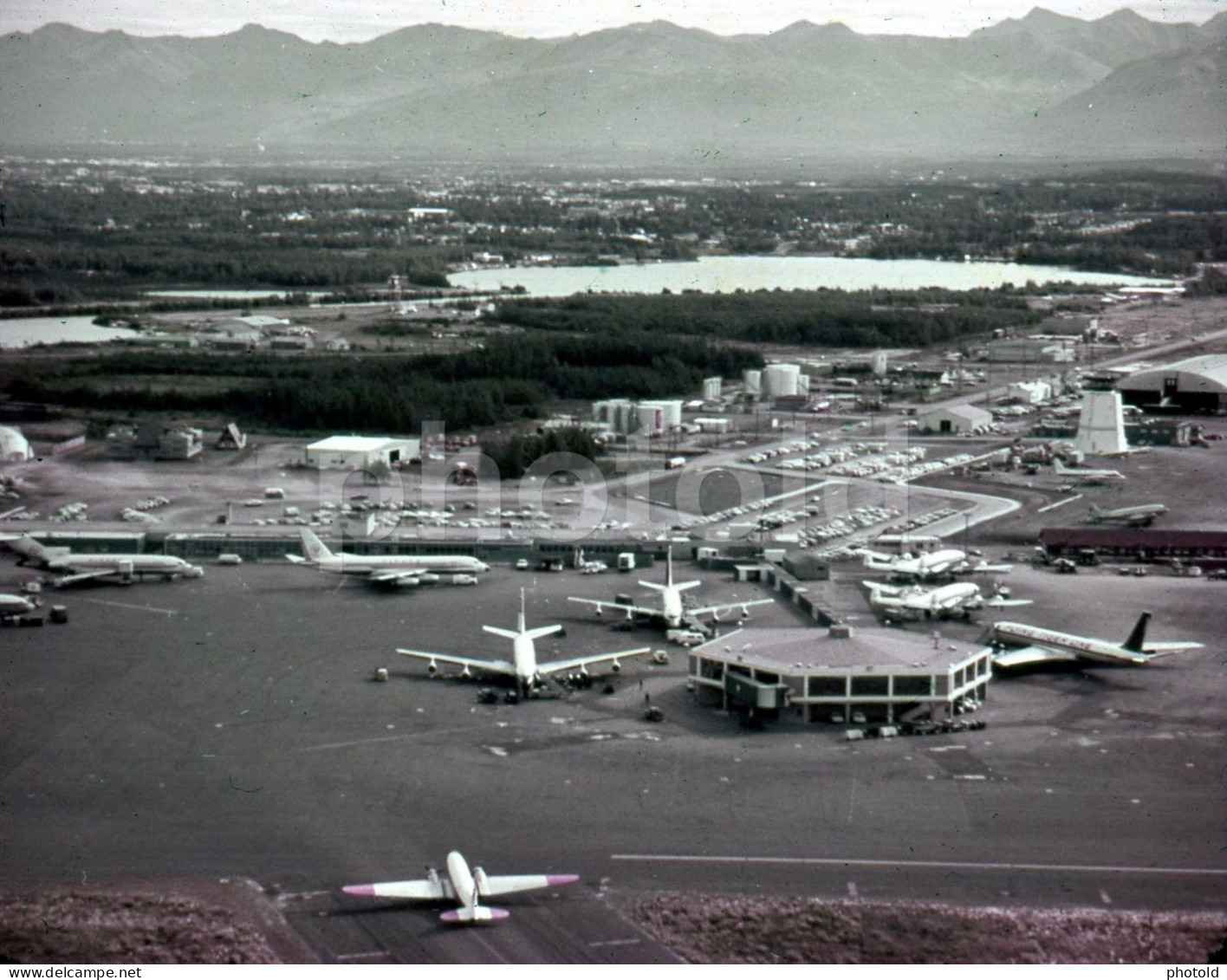 12 SLIDES SET 1960s ESKIMO ANCHORAGE ALASKA AIRPORT USA 35mm DIAPOSITIVE SLIDE NOT PHOTO FOTO NB4120 - Diapositives