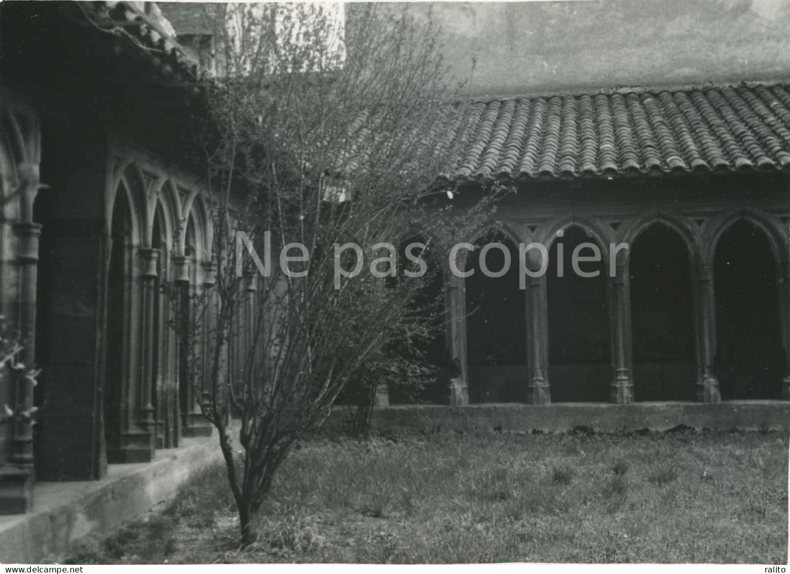 CHARLIEU Vers 1960 Prieuré Photo 14 X 20 Cm LOIRE - Orte