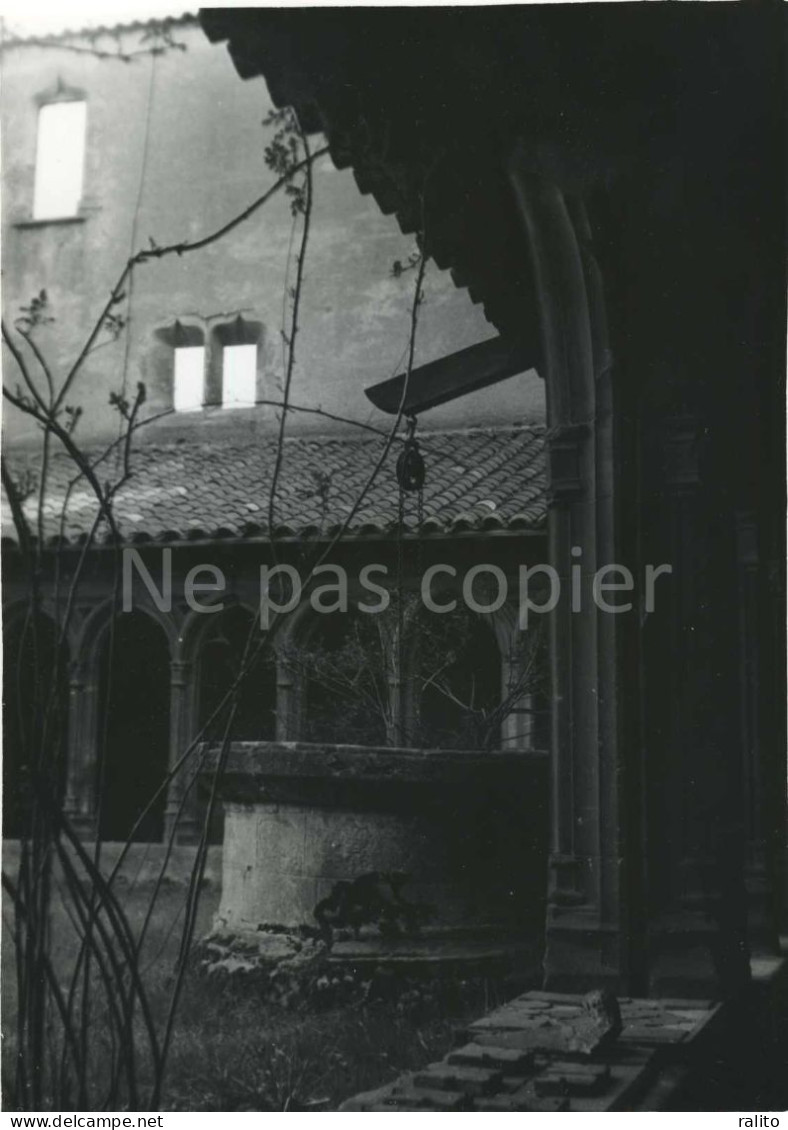 CHARLIEU Vers 1960 Prieuré Photo 20 X 14 Cm LOIRE - Orte