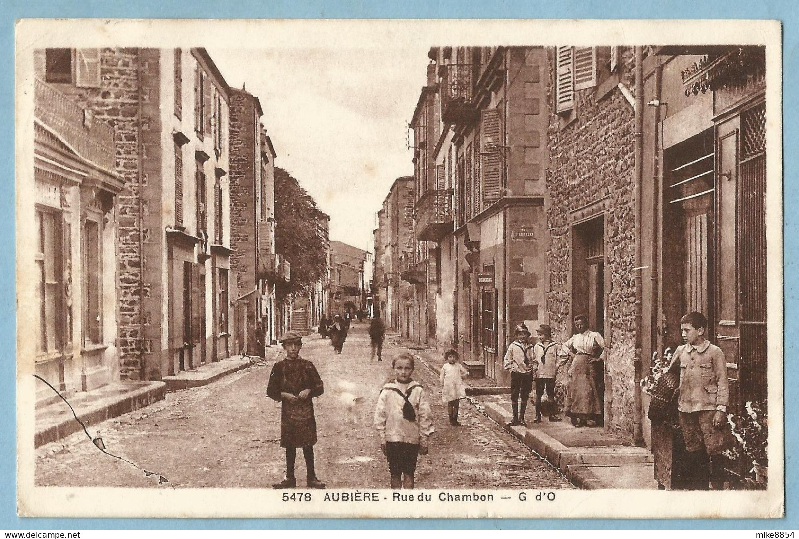 A138  CPA  AUBIERE  (Puy-de-Dôme) Rue Du Chambon  -  Animation  +++++ - Aubiere