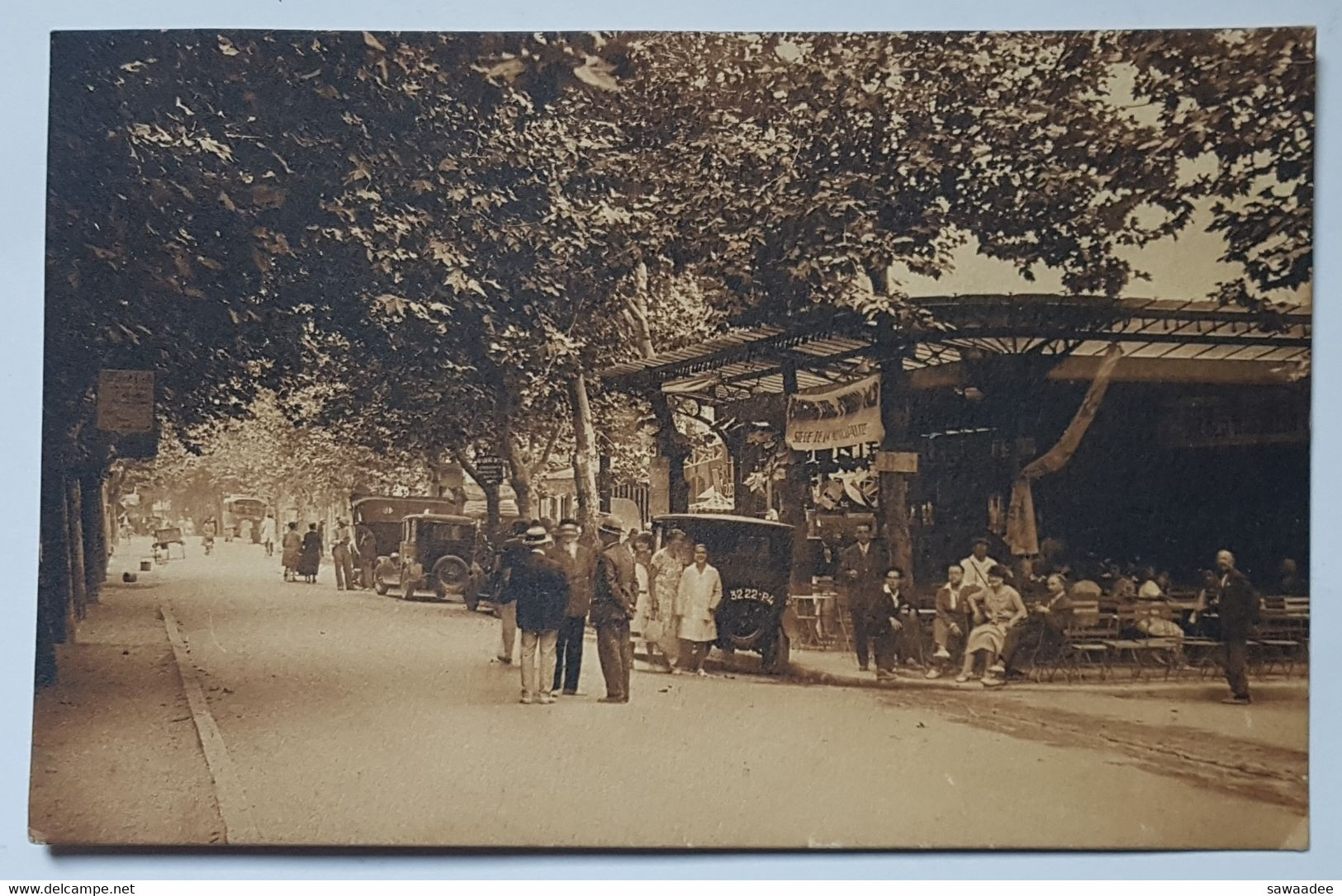 CARTE POSTALE - FRANCE - CHATEL AILLON (17) - BOULEVARD DES ECOLES - GRAND CAFE DES BAINS - VOITURES - ANIMATION - Cafés