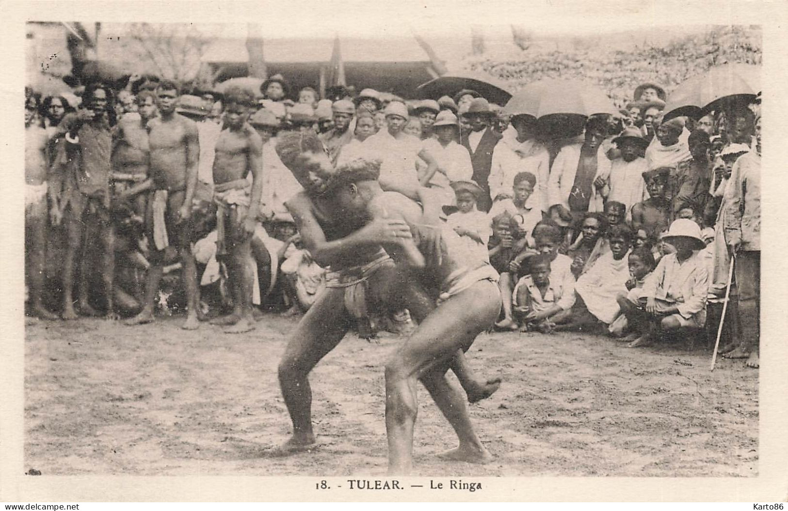 Tuléar , Madagascar * Le Ringa * Lutte Lutteurs Lutteur - Wrestling