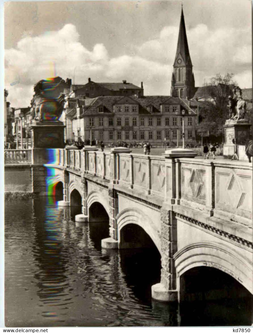 Schwerin, Schlossbrücke Mit Blick Auf Den Dom - Schwerin