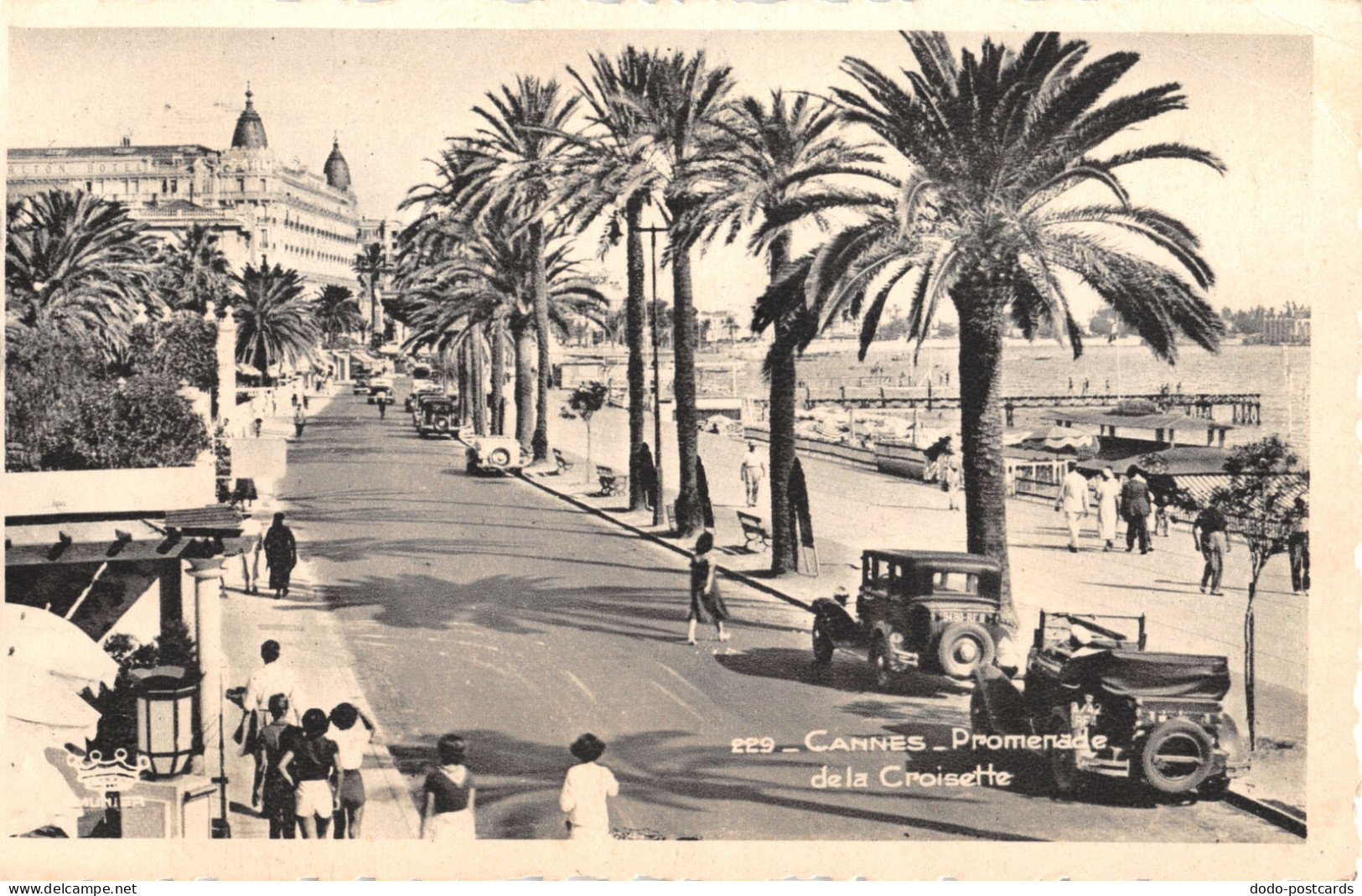 R335498 229. Cannes. Promenade De La Croisette. Munier - Monde