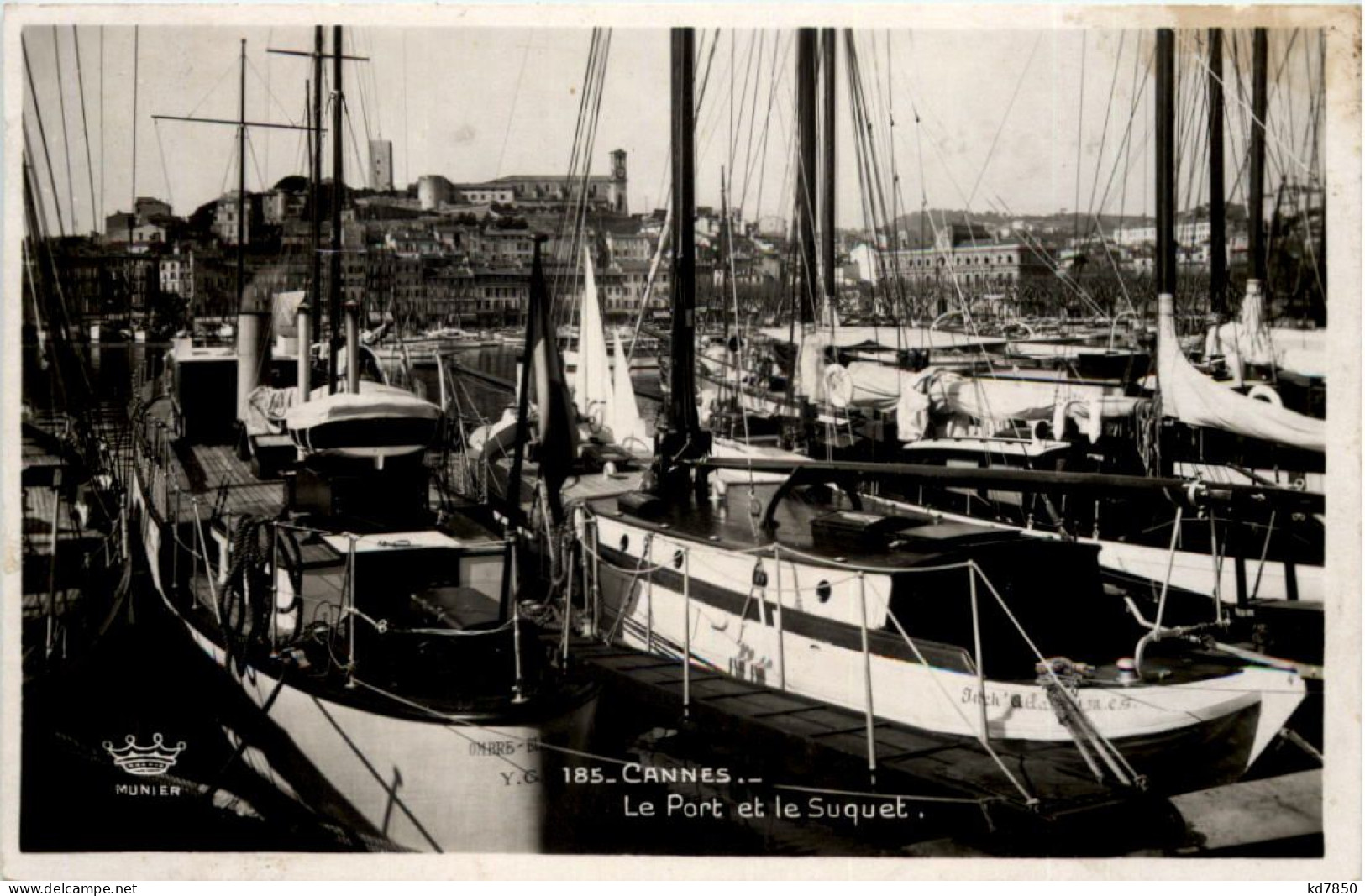 Cannes - Le Port Et Le Suquet - Cannes