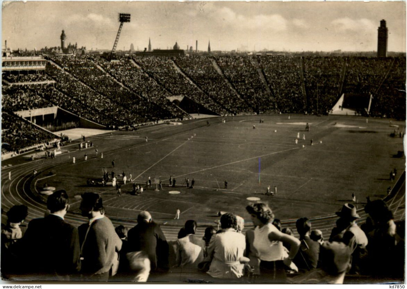 Leipzig - Stadion Der Hunderttausend - Leipzig