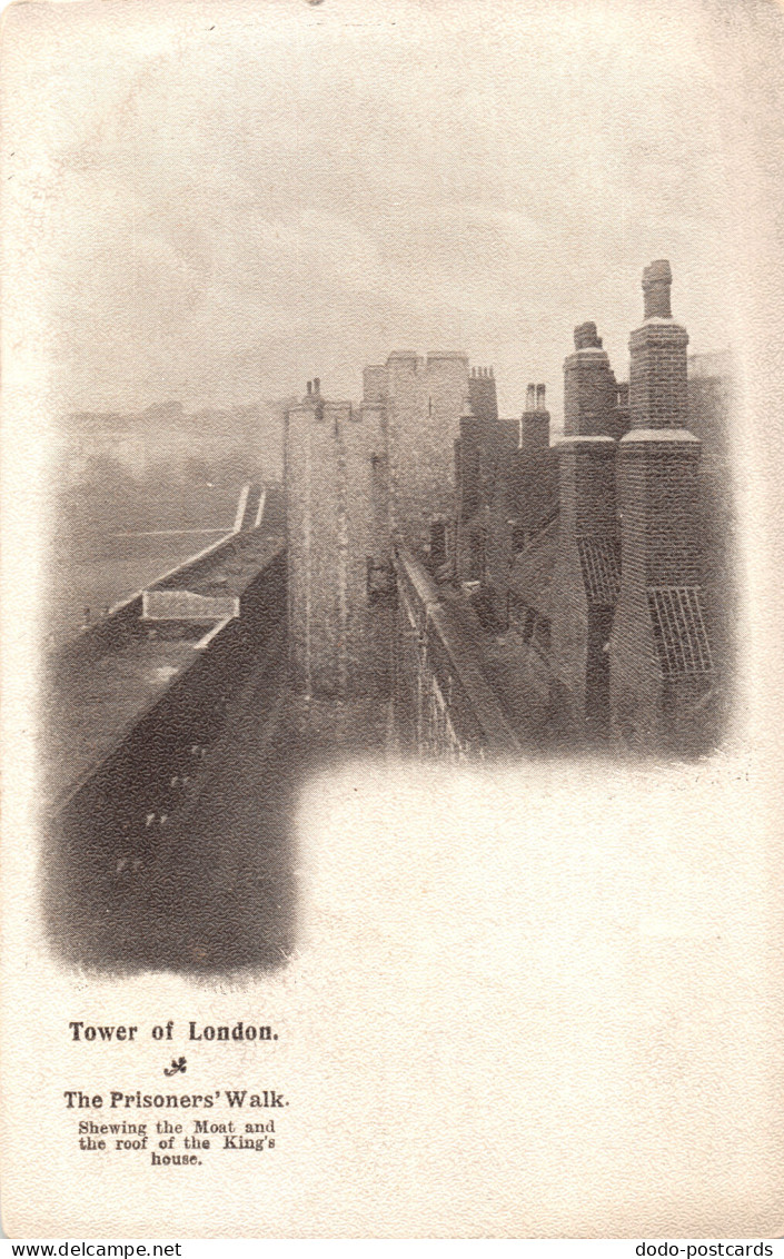 R335616 Tower Of London. The Prisoners Walk. Shewing The Moat And The Roof Of Th - Other & Unclassified