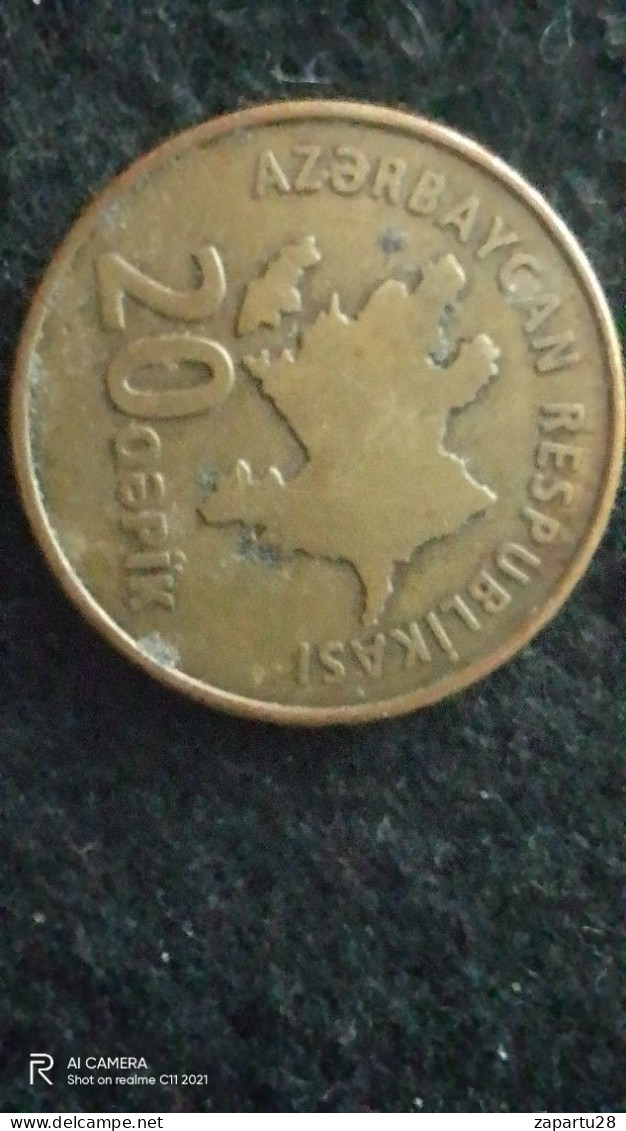 AZERBAYCAN--    20     KAPİK   VF - Azerbeidzjan