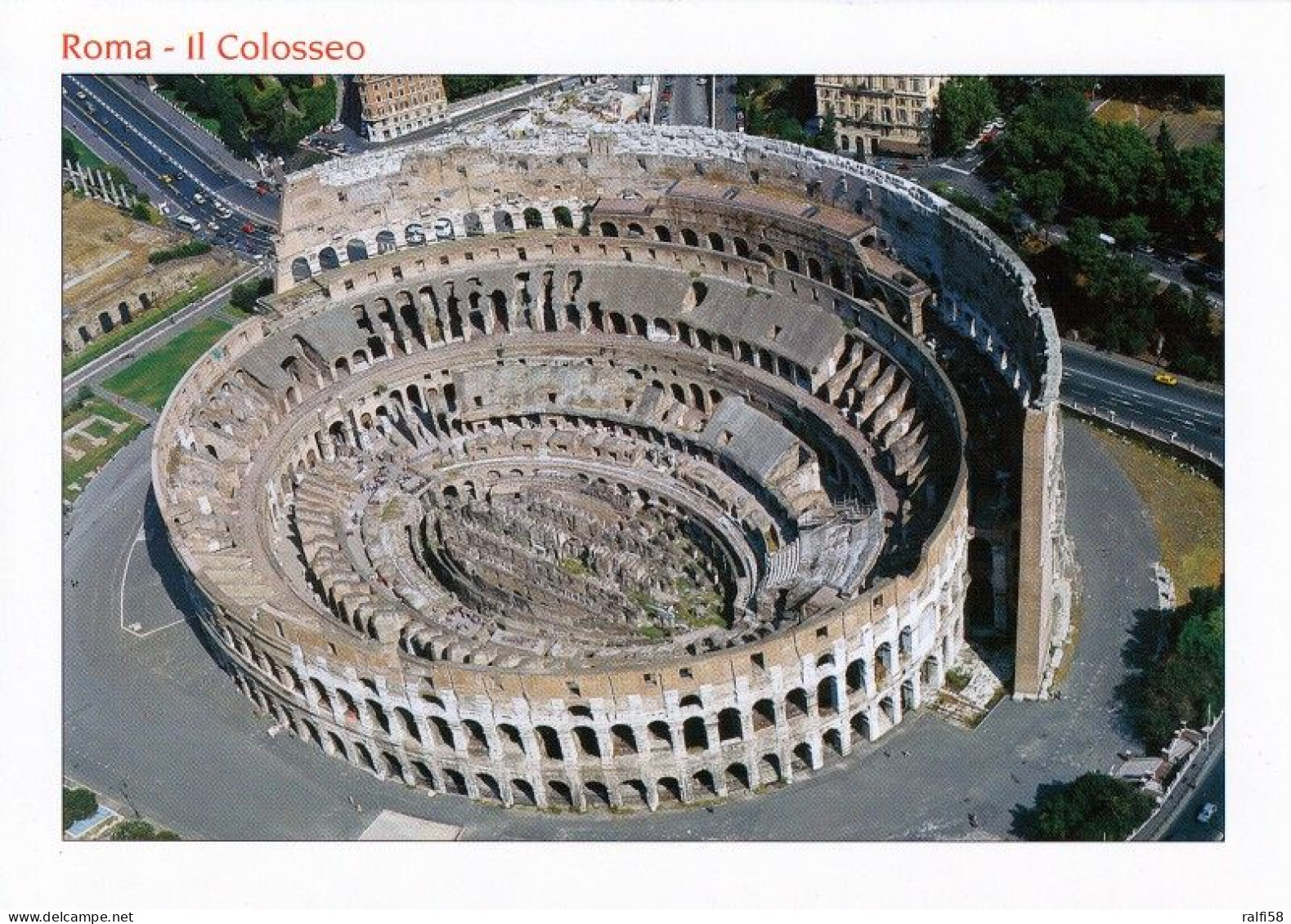 1 AK Italien / Italy * Blick Auf Das Kolosseum In Rom - Luftbildaufnahme - Seit 1980 UNESCO Weltkulturerbe * - Kolosseum