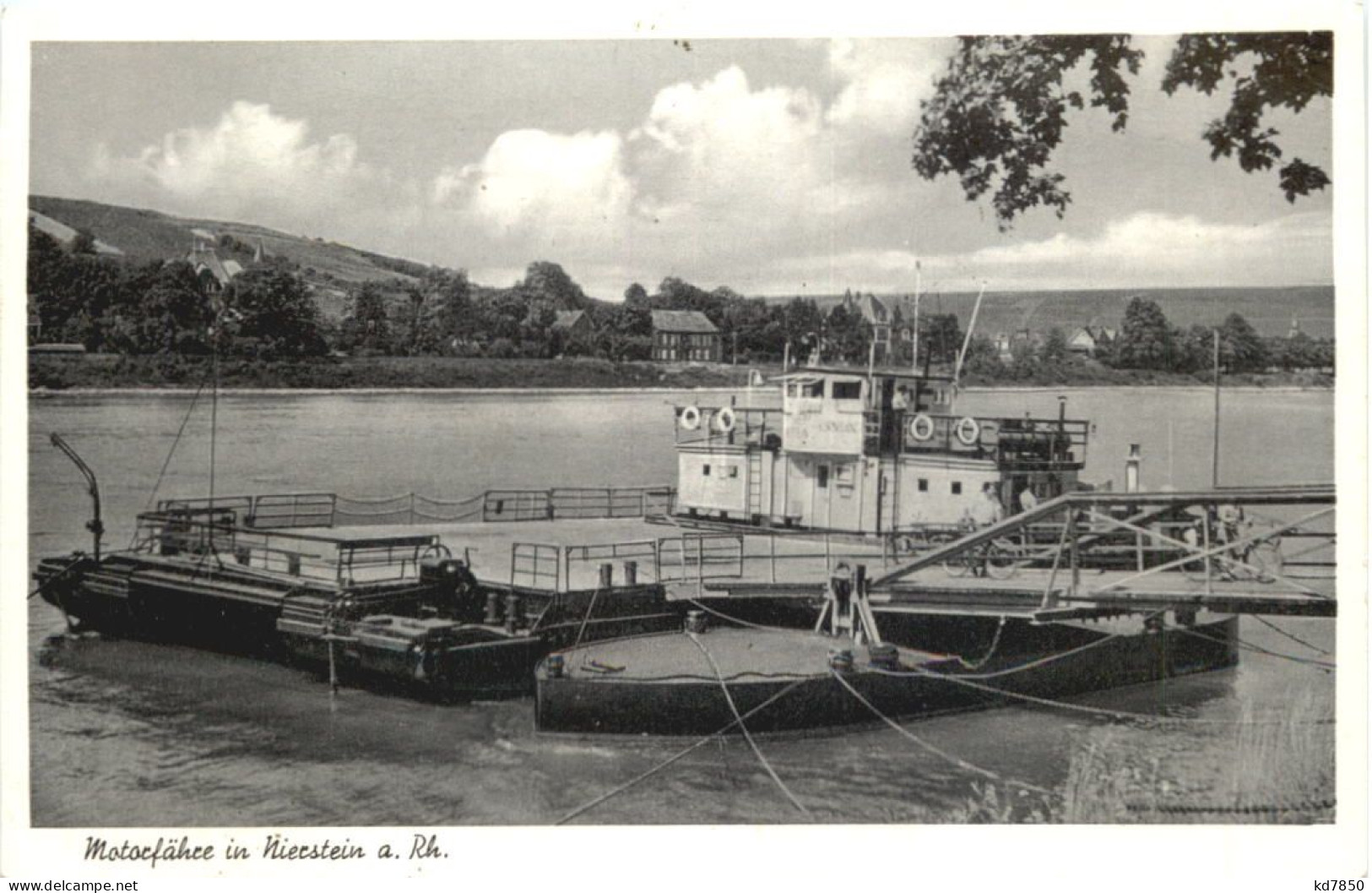 Motorfähre In Nierstein Am Rhein - Autres & Non Classés