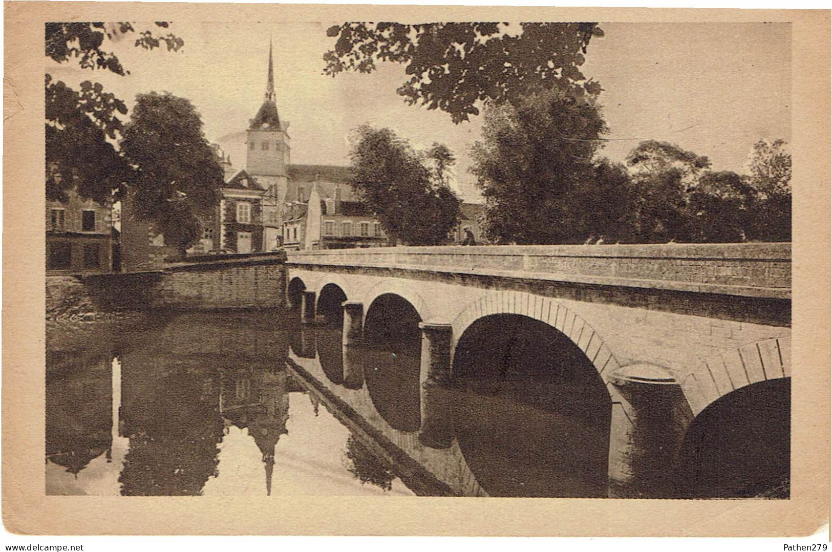 CPSM FRANCE 41 LOIR-ET-CHER ROMORANTIN - Le Pont Sur La Sauldre Et L'Eglise - Romorantin