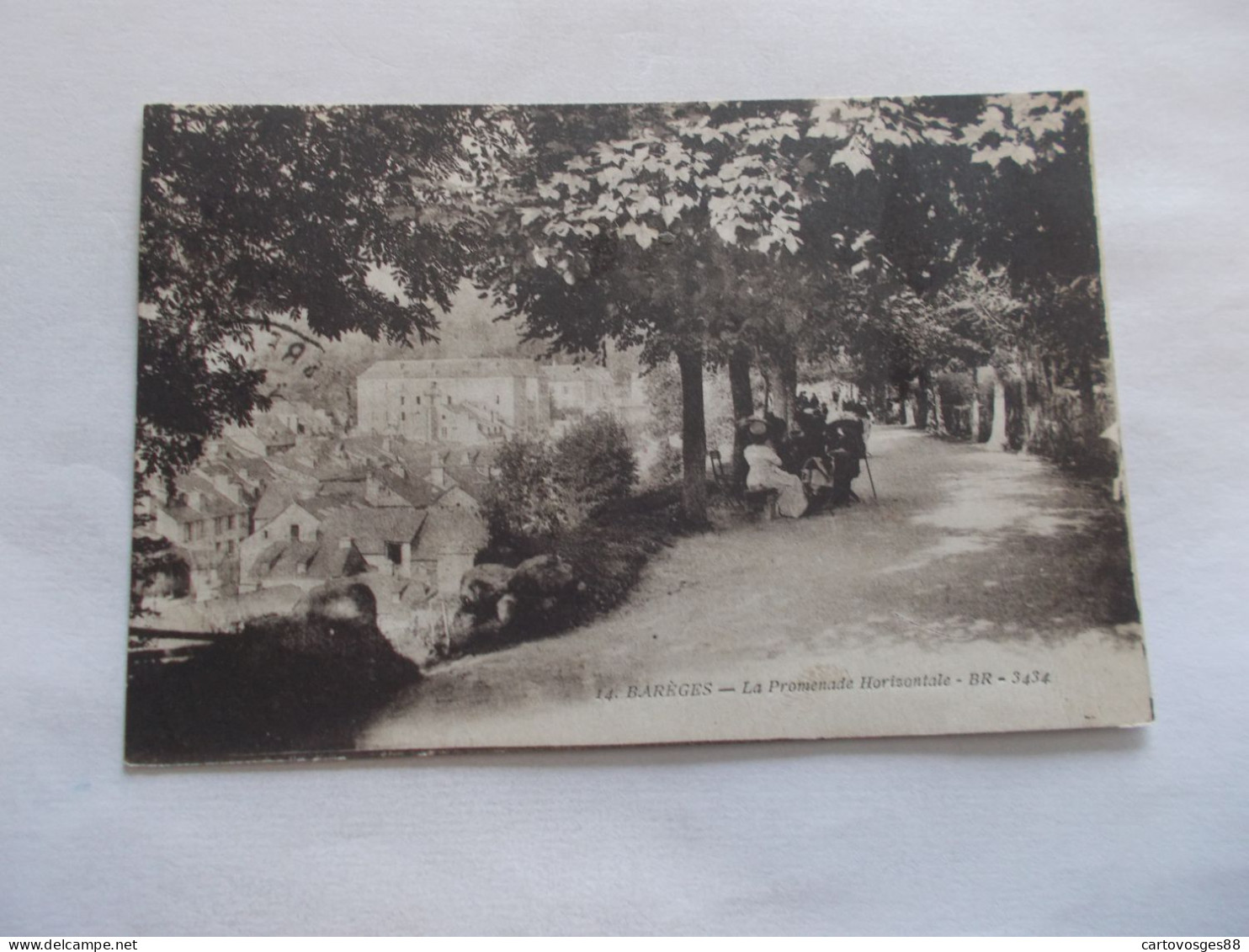 BAREGES ( 65 Hautes Pyrenees )  LA PROMENADE HORIZONTALE  BELLE VUE ANIMEES ET VILLAGE EN COTRE BAS 1924 - Sonstige & Ohne Zuordnung