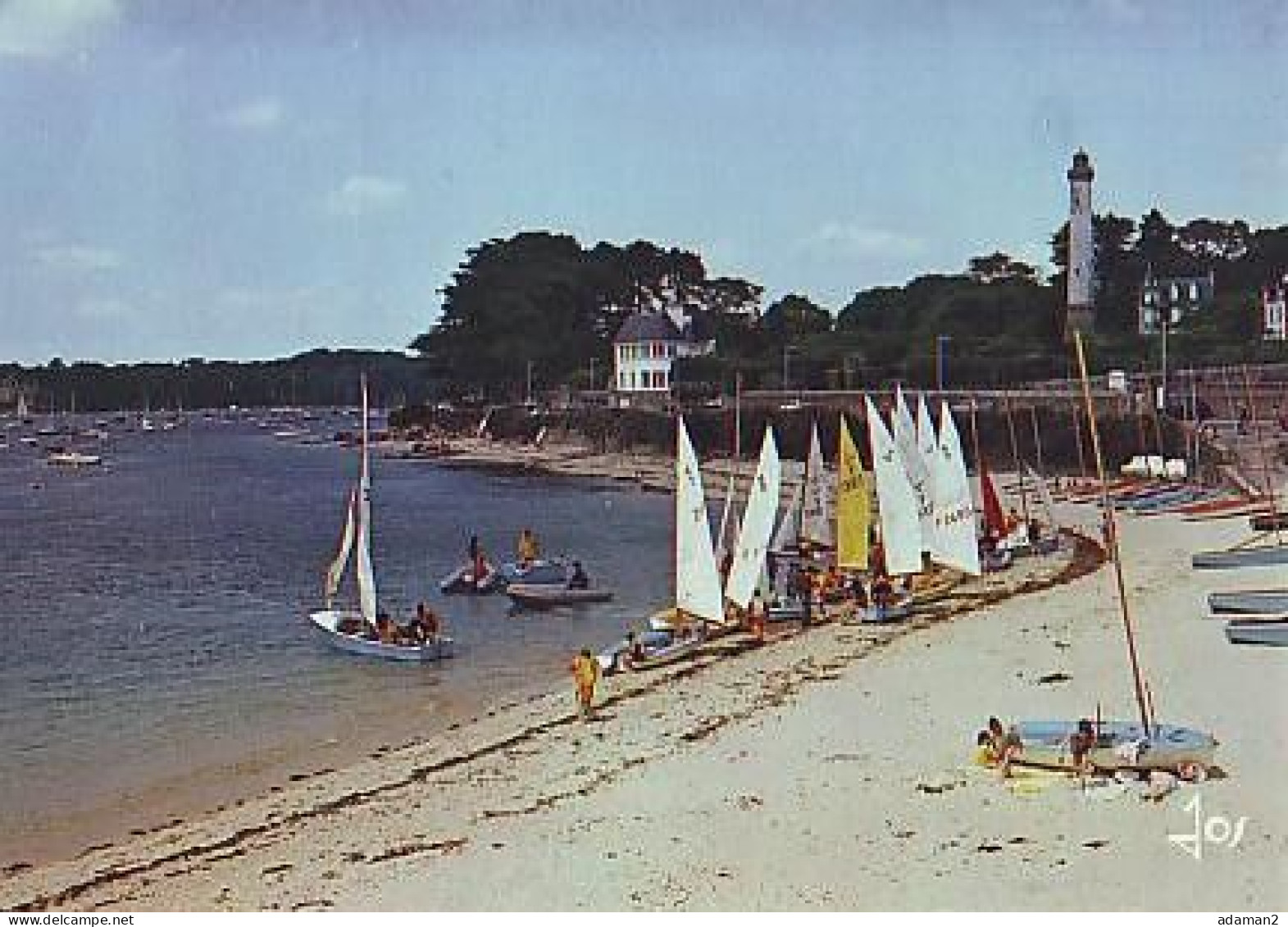 Bénodet   G119        La Plage Du Phare Et Le Centre Nautique( Défaut ) - Bénodet