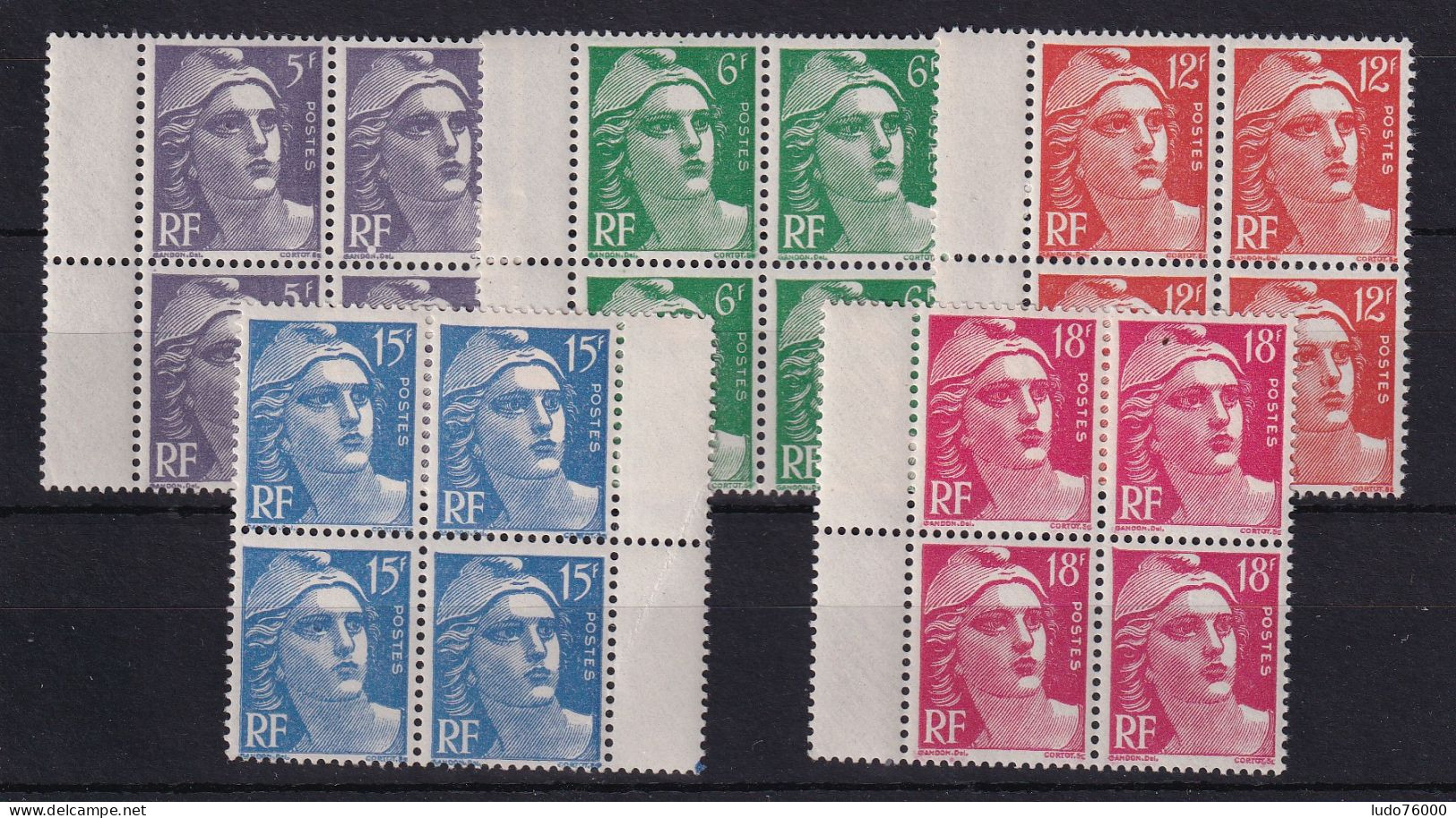 D 811 / LOT N° 883/887 BLOC DE 4 NEUF** COTE 112€ - Collections