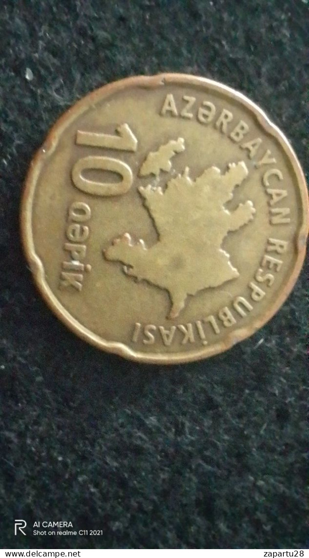 AZERBAYCAN--    10     KAPİK   VF - Azerbaïdjan