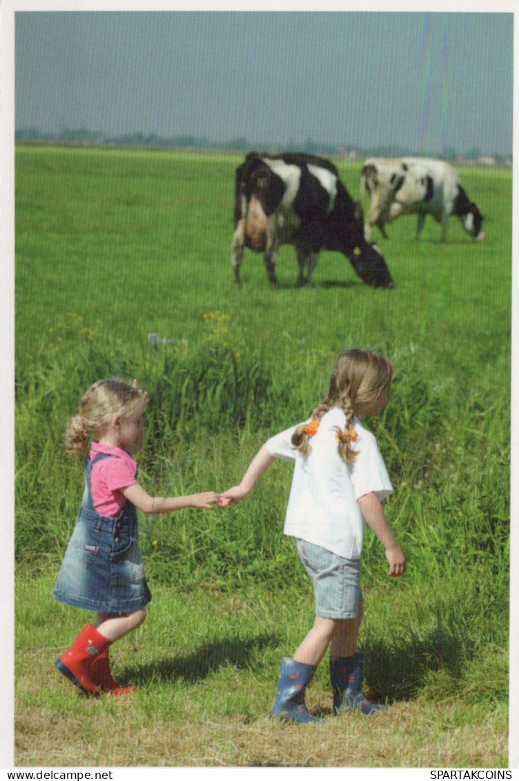 NIÑOS NIÑOS Escena S Paisajes Vintage Tarjeta Postal CPSM #PBT248.ES - Scenes & Landscapes