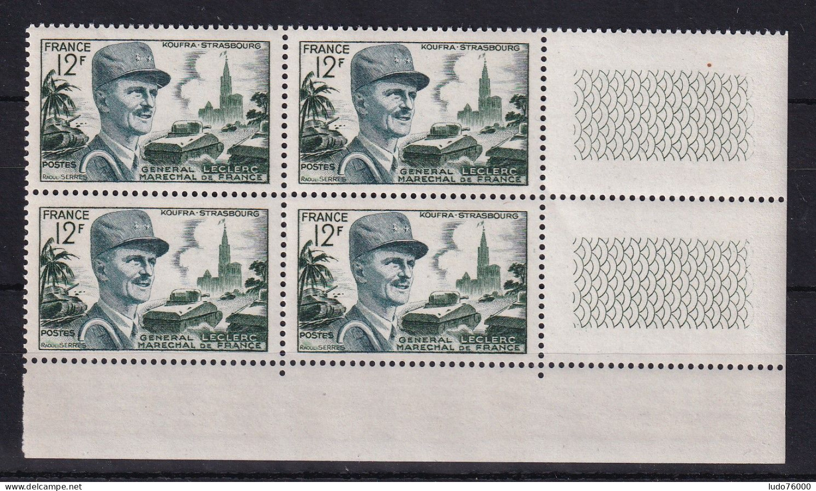 D 811 / LOT N° 984 BLOC DE 4 NEUF** COTE 14€ - Collections