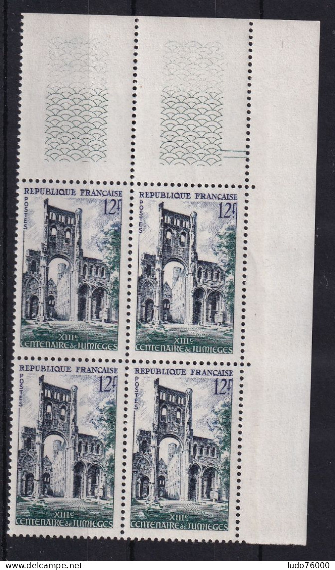 D 811 / LOT N° 985 BLOC DE 4 NEUF** COTE 8€ - Collections