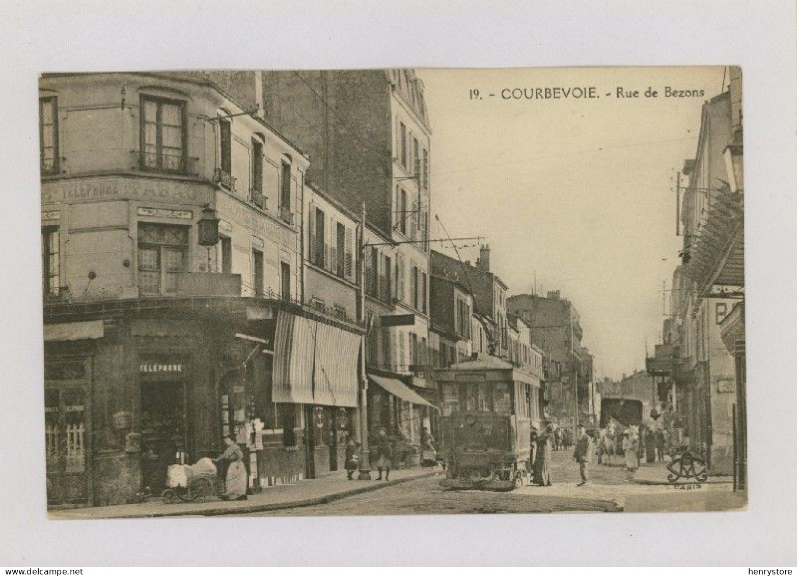 COURBEVOIE : Rue De Bezons - Tram, Hôtel De La Gare (z4157) - Courbevoie