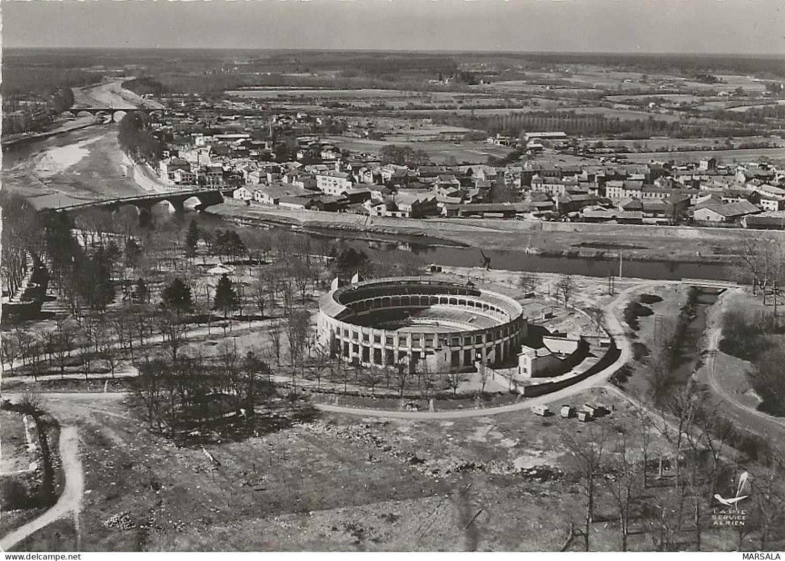 CPSM Dax Vue Sur L'Adour Et Les Arènes - Dax