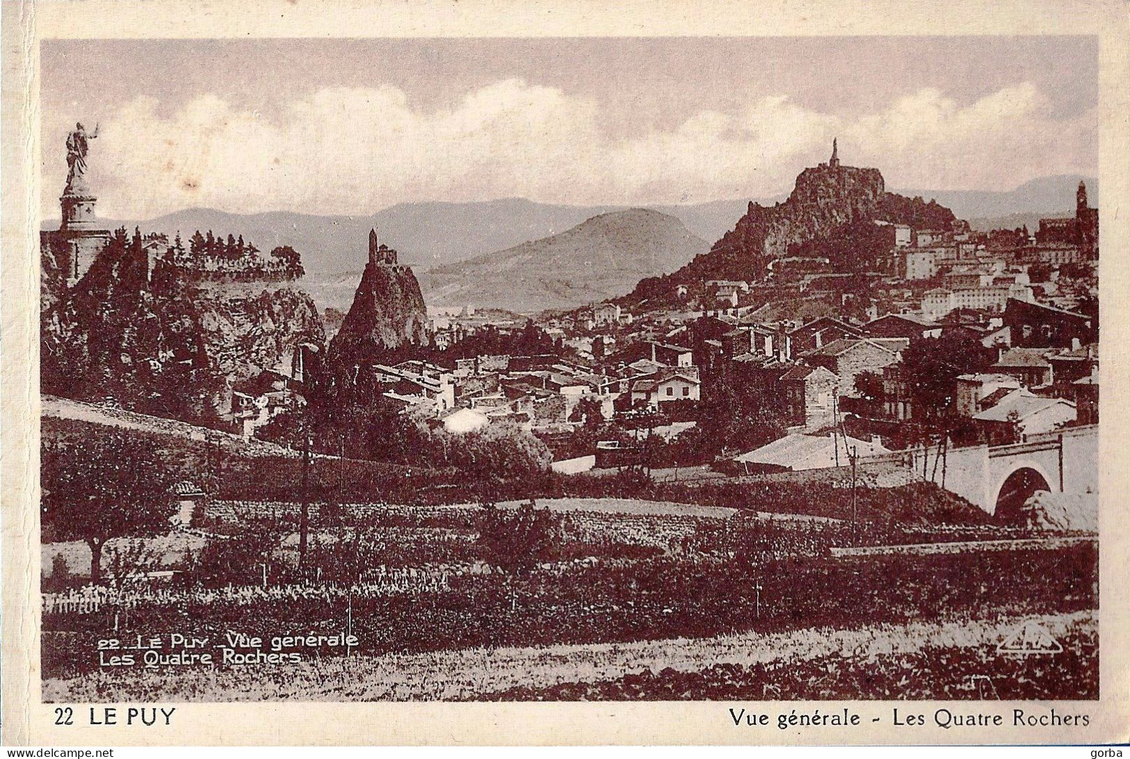 *CPA - 43 - LE PUY EN VELAY - Vue Générale - Les Quatre Rochers - Le Puy En Velay