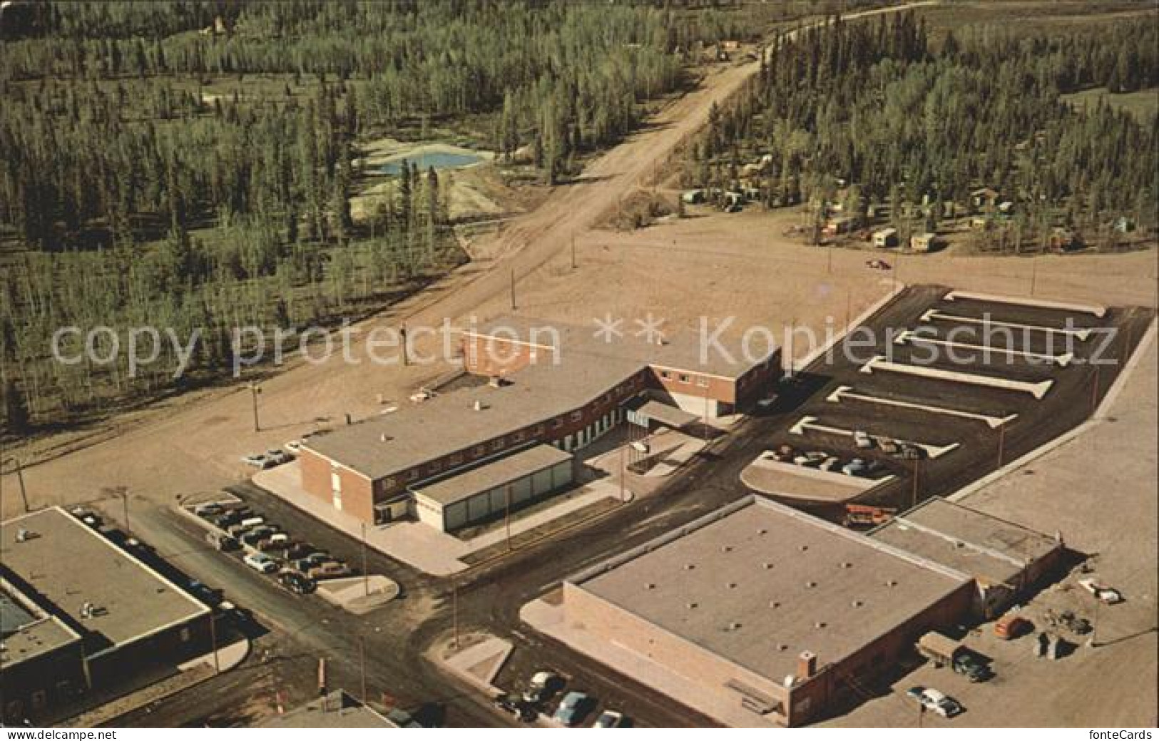 72077846 Hinton Alberta Million Dollar Athabaska Valley Hotel Aerial View Hinton - Zonder Classificatie