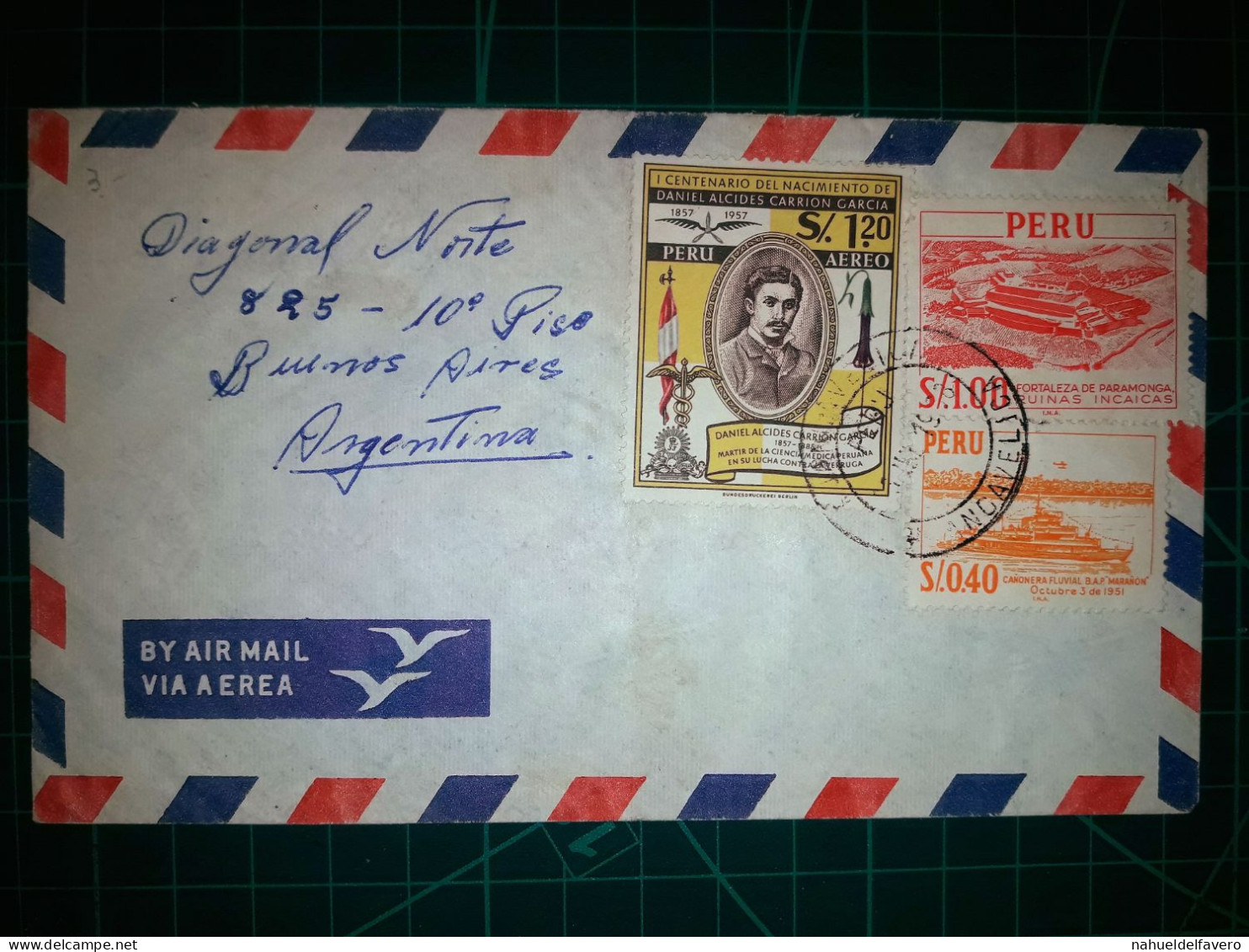 PÉROU, Enveloppe Aereo Distribuée Par Avion à Buenos Aires, En Argentine, Avec Une Variété Colorée De Timbres Postaux. A - Perú