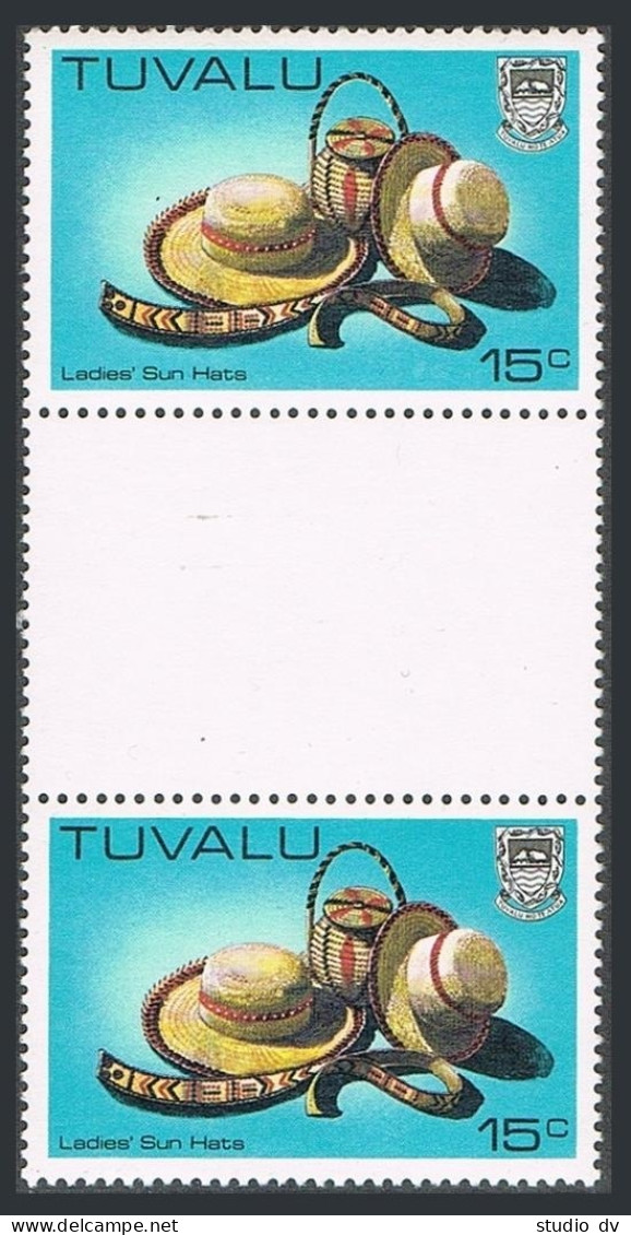 Tuvalu 186A Gutter Pair,MNH.Michel 221. Handicrafts 1984.Women's Sun Huts. - Tuvalu (fr. Elliceinseln)