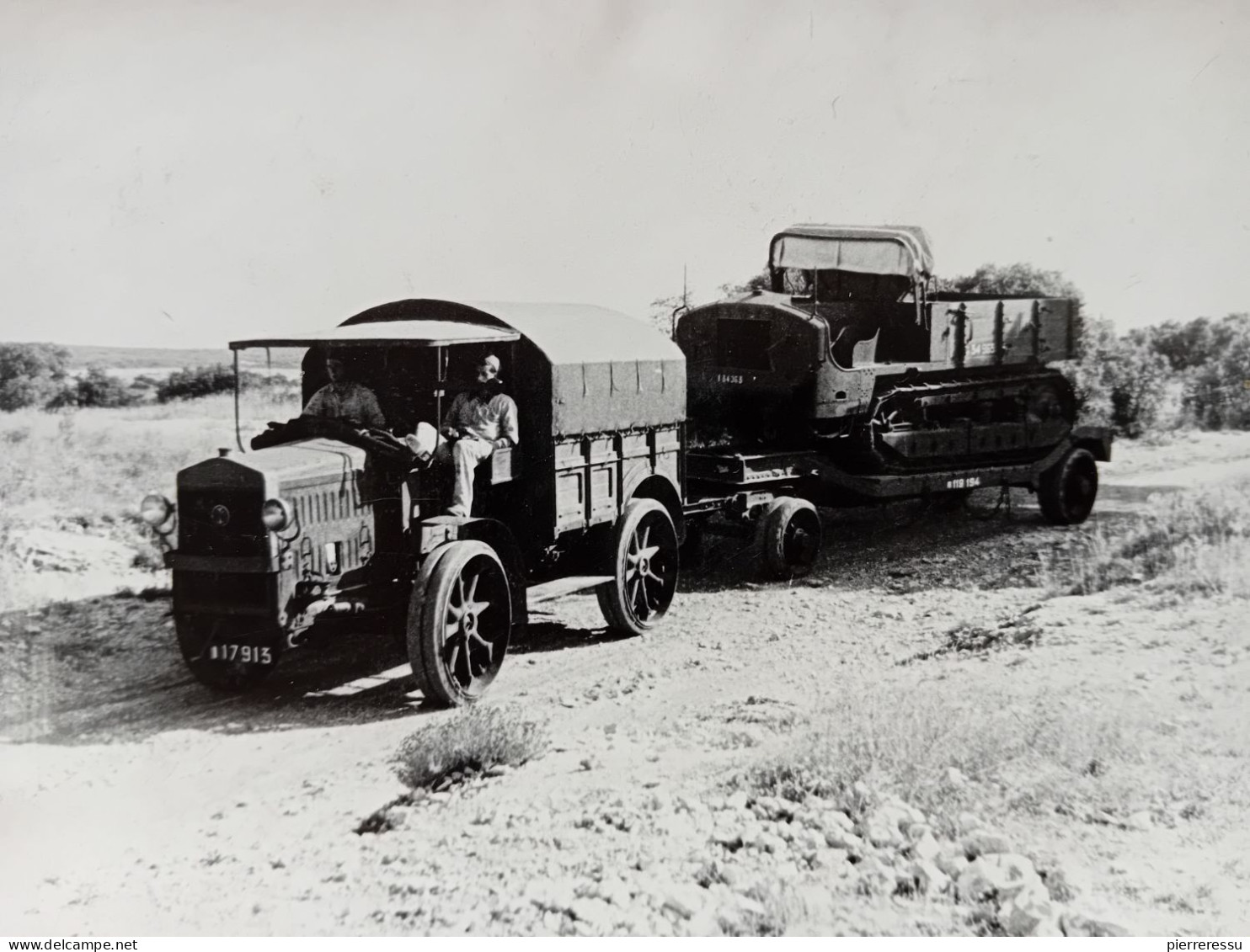 CAMION AUTO CHENILLE MILITAIRE PHOTO 11.5 X 8.5 CM - Cars