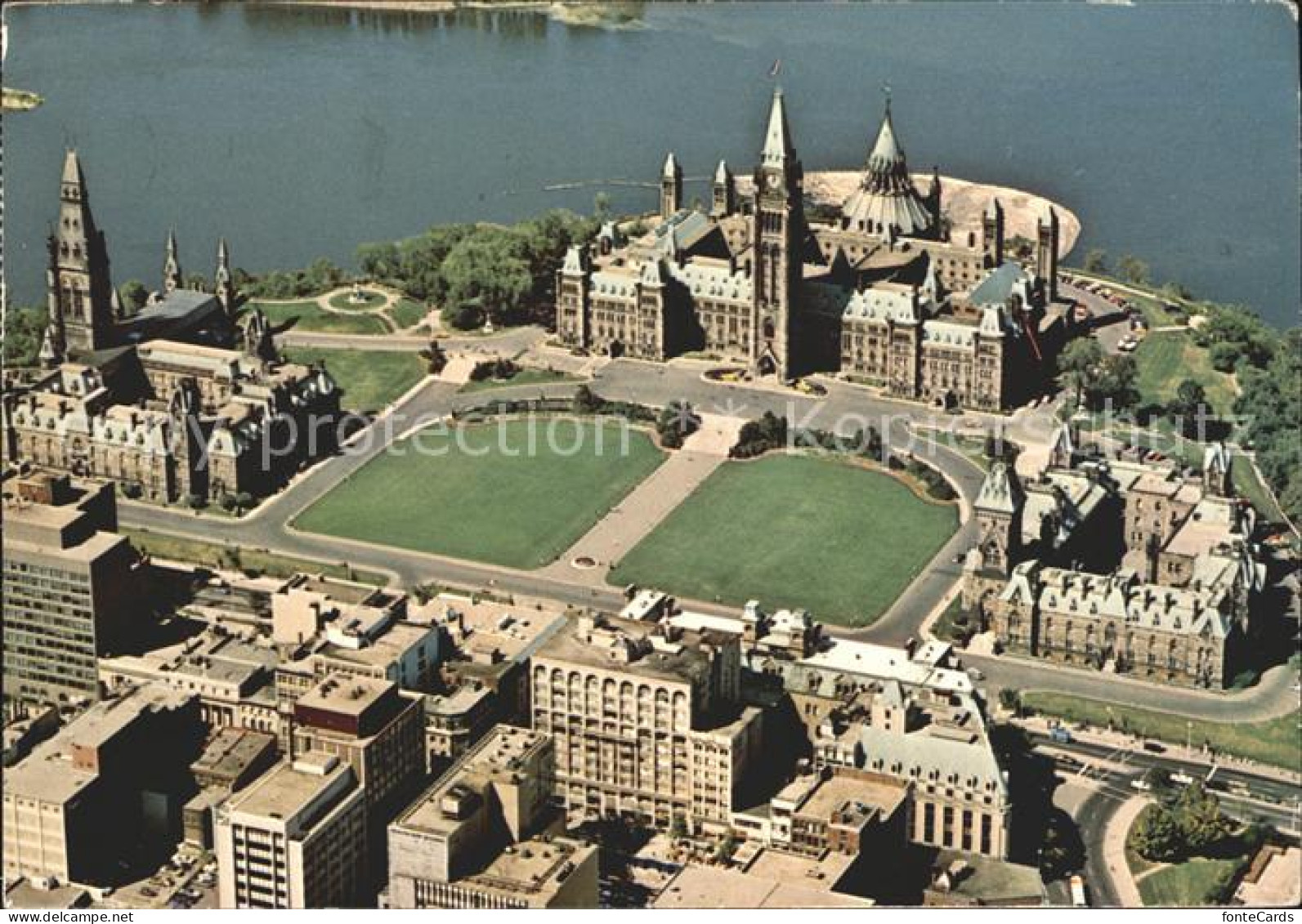 72049856 Ottawa Ontario Parliament Buildings Birds Eye View Ottawa Ontario - Zonder Classificatie